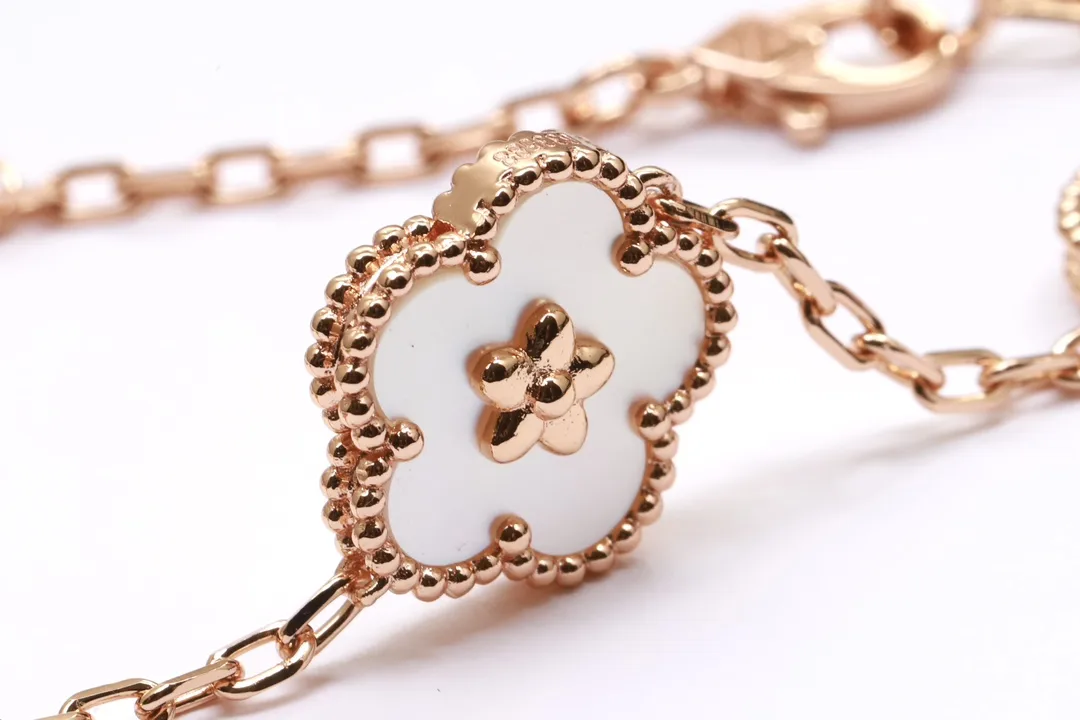 Lucky Spring 5-Motif Bracelet (18K Gold-Plated Silver) D52016633 — view 5