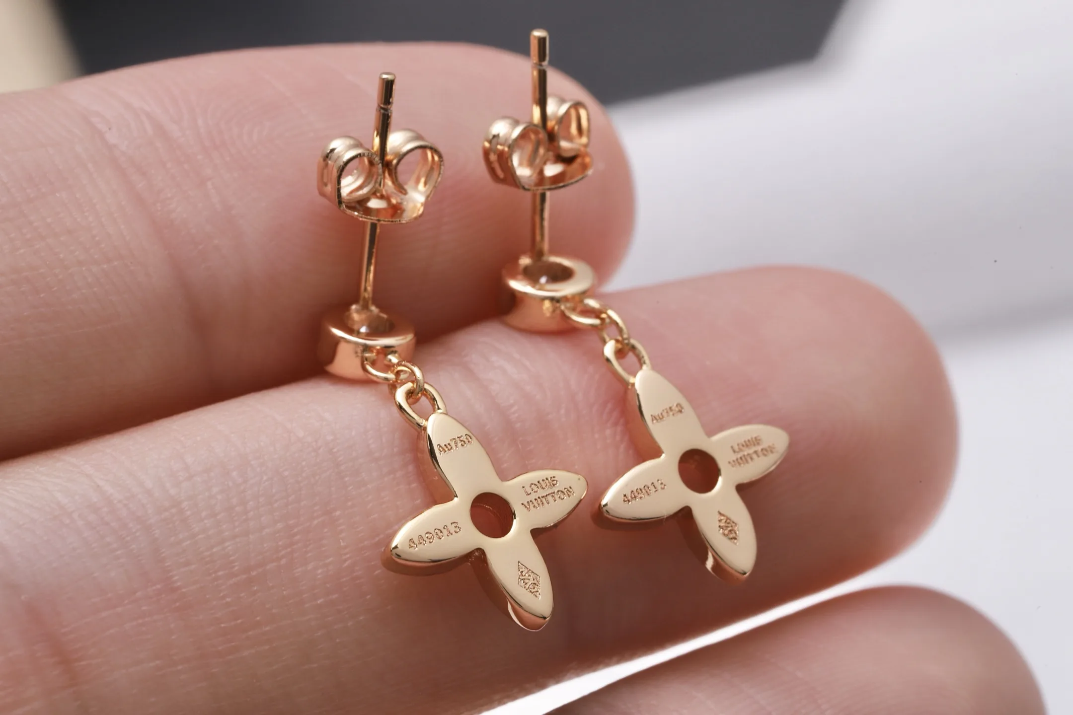 Clover Drop Earrings with Zirconia (Gold-Plated Brass) D10516808 — view 6