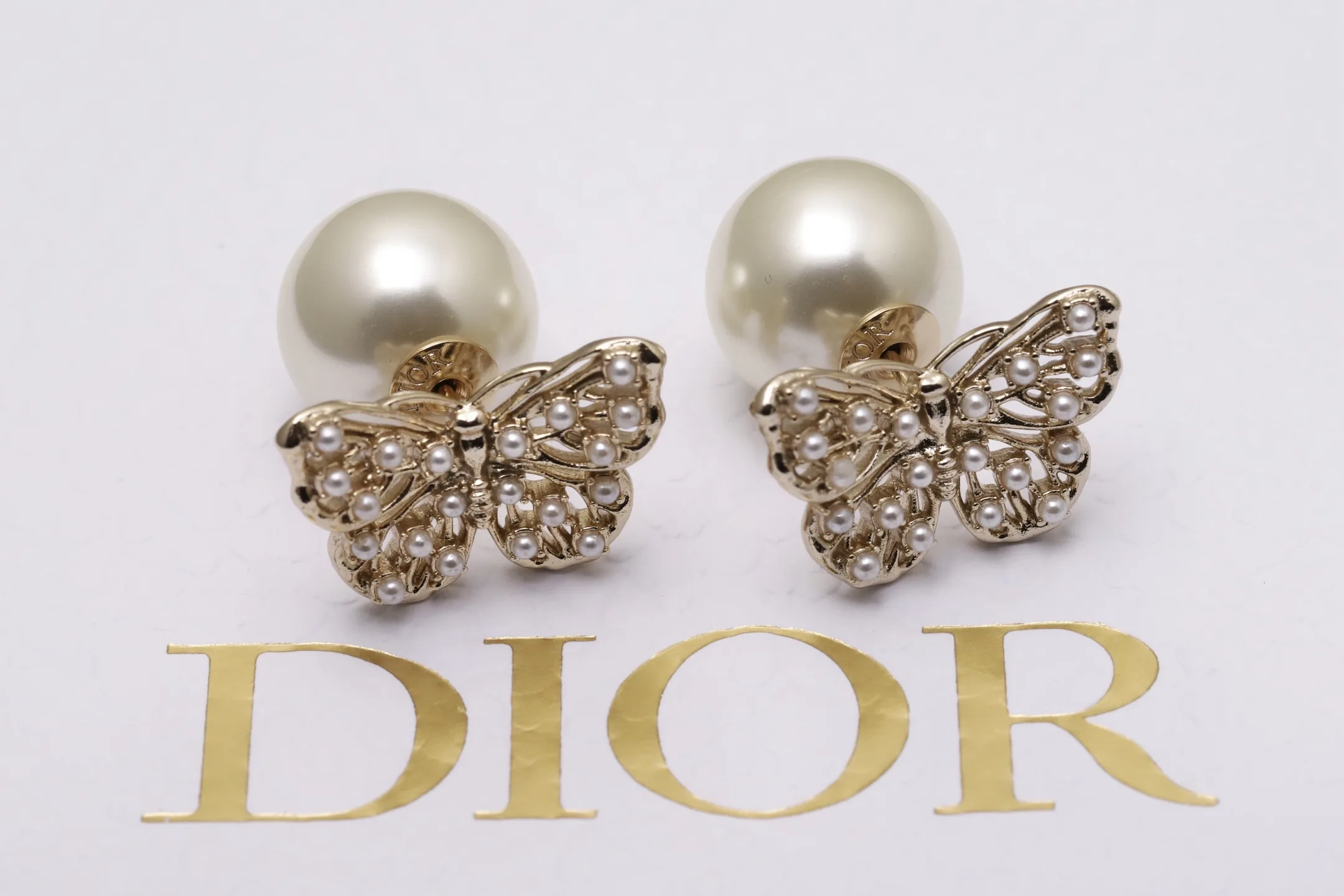 Dior Tribales Butterfly Resin Pearl Earrings D12517672 — view 3