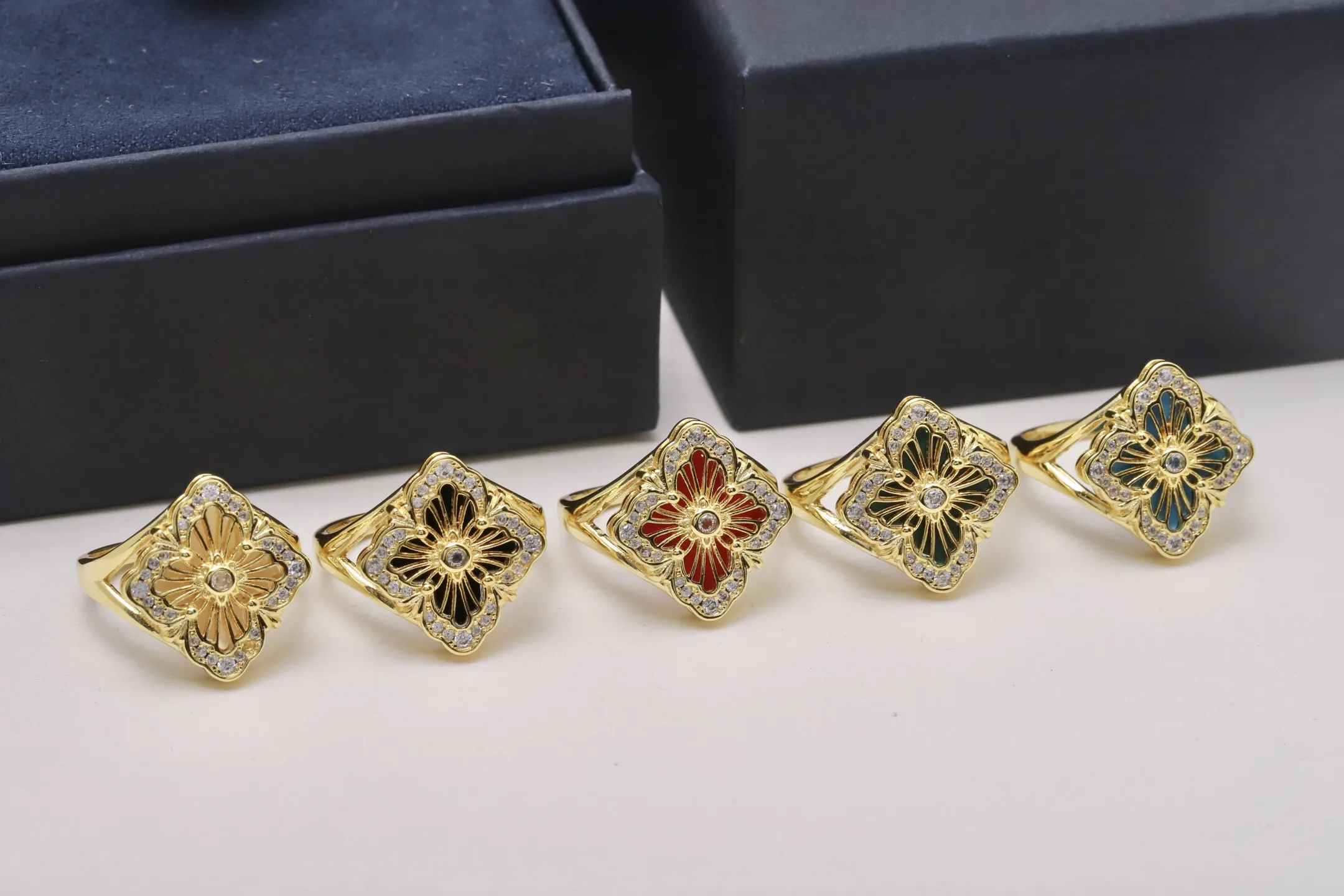 Opera Tulle Mother-of-Pearl Ring (Gold-Plated Brass) D12017522 — view 2