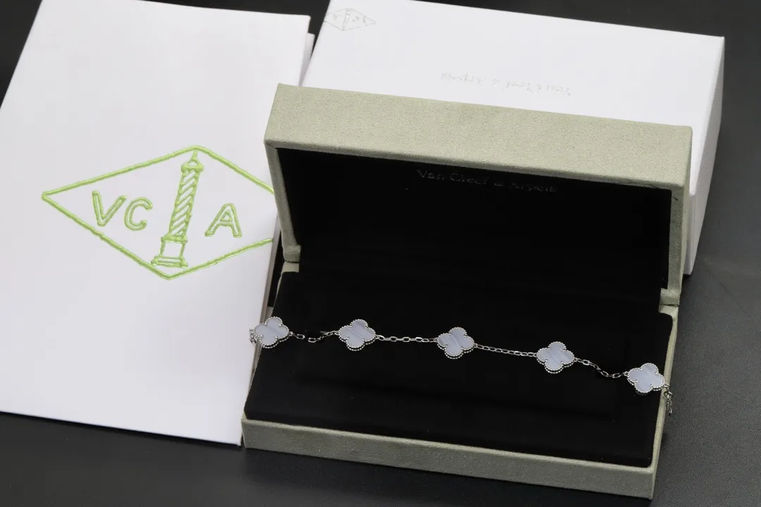 Vintage Alhambra 5-Motif Chalcedony Bracelet (Sterling Silver) D49016586