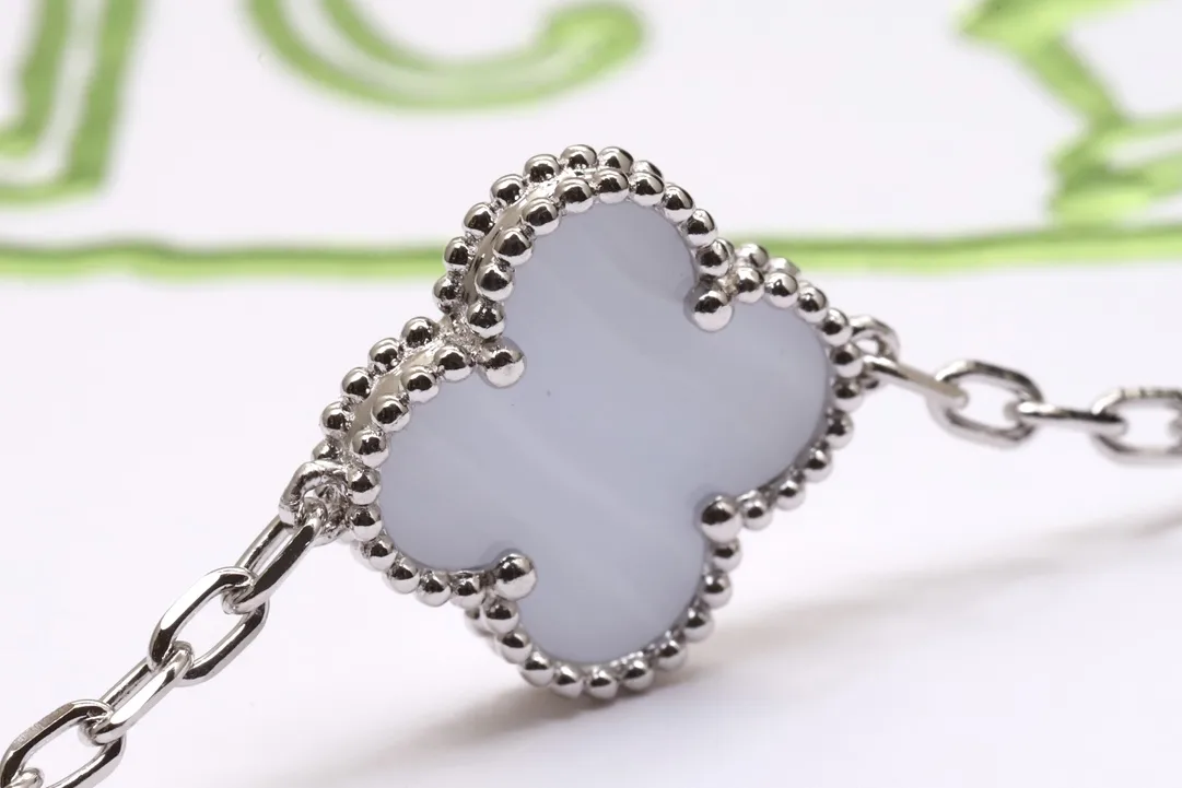 Vintage Alhambra 5-Motif Chalcedony Bracelet (Sterling Silver) D49016586 — view 5