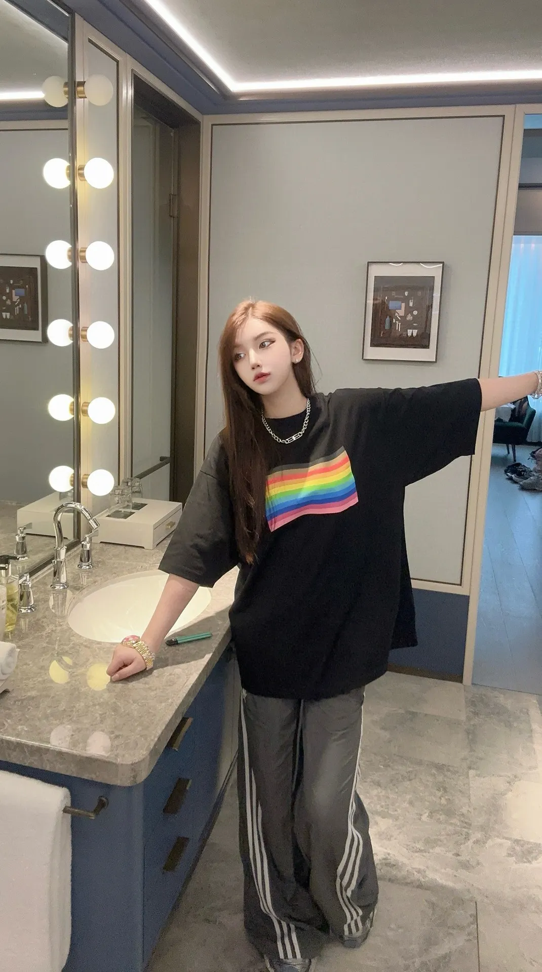 Rainbow Flag Print Oversized T-Shirt D14011835 — view 3