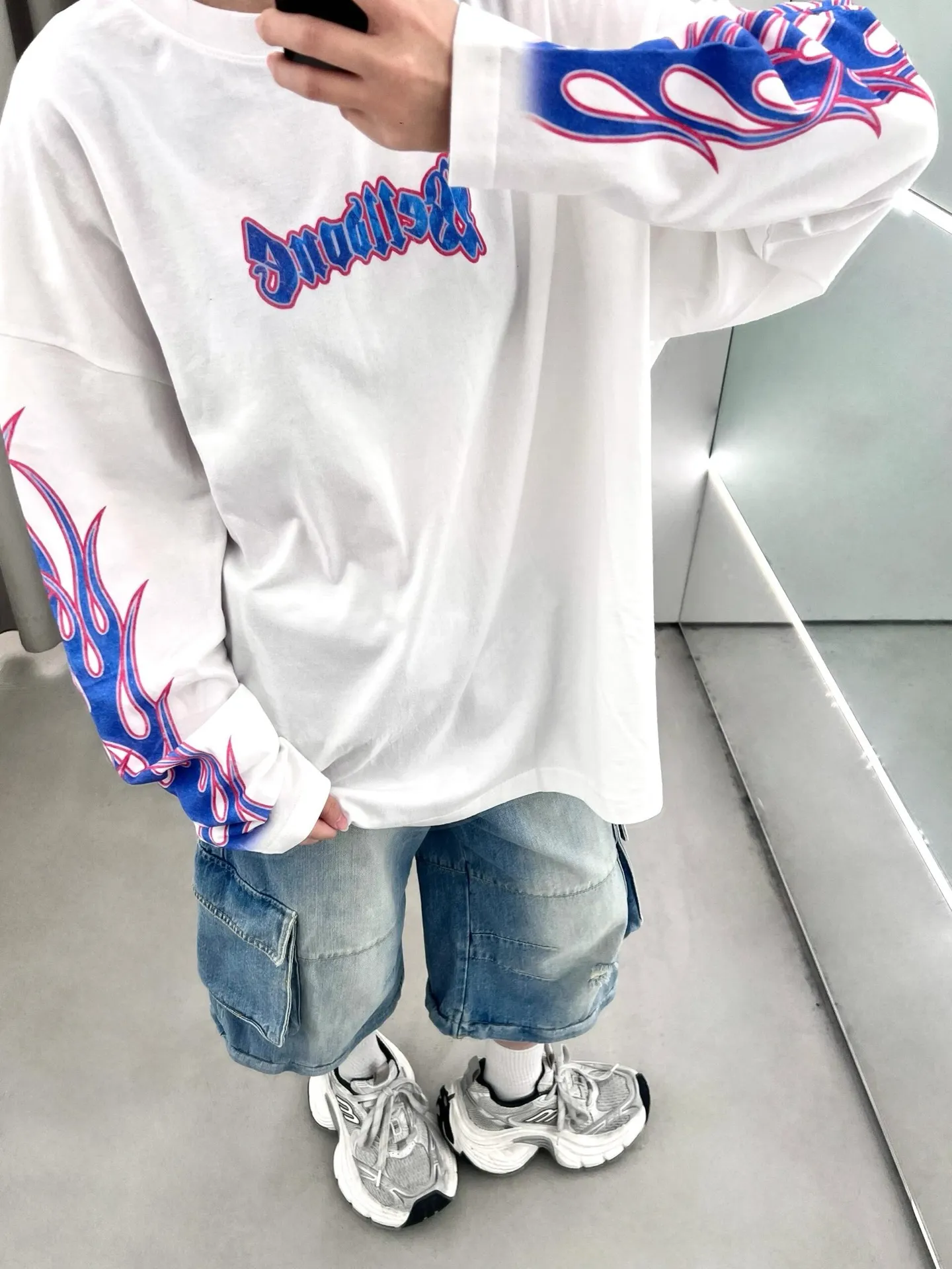 Flame Logo Long-Sleeve Cotton T-Shirt D14011826