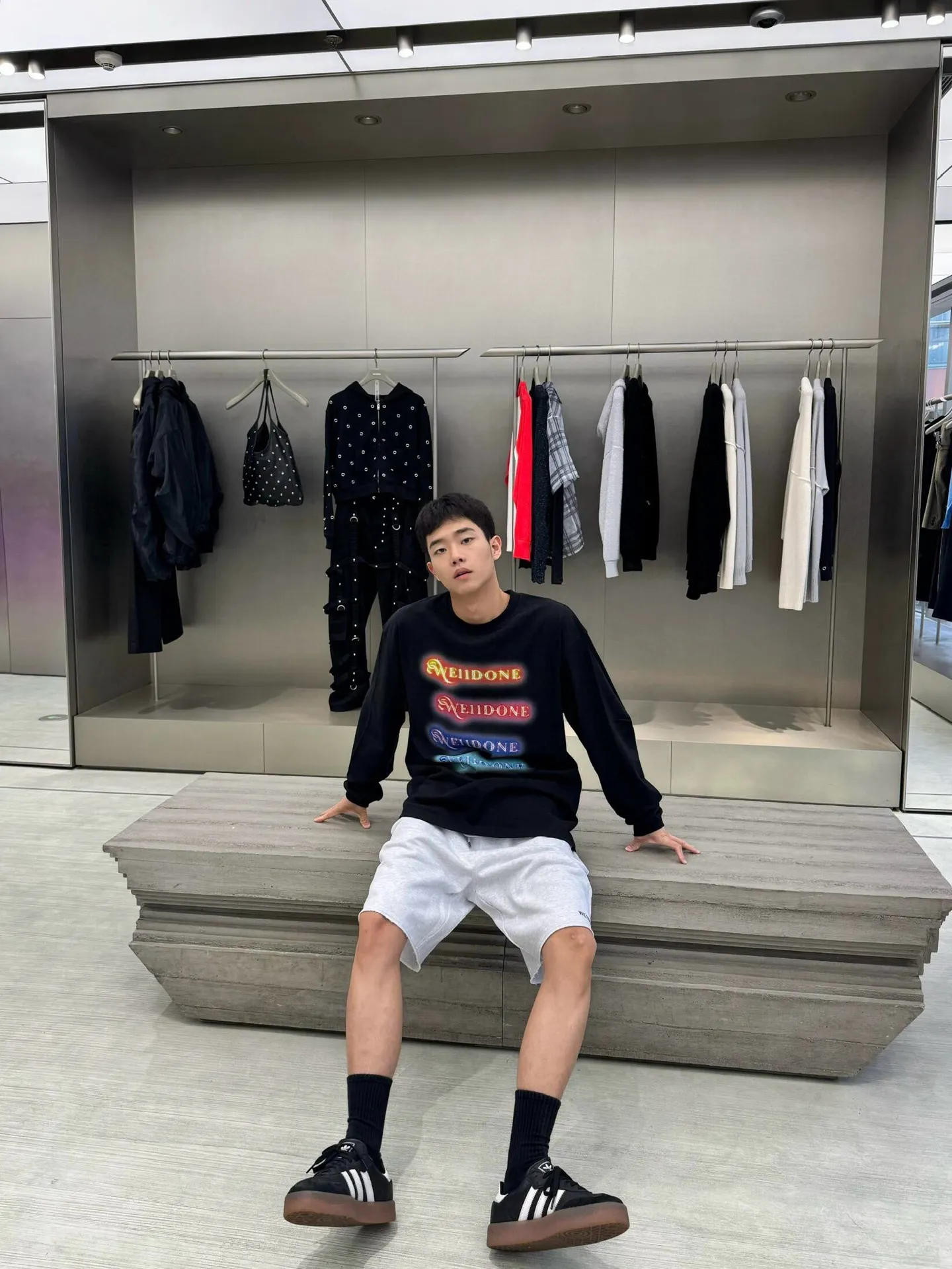 Neon Logo Long-Sleeve Cotton T-Shirt D14011825 — view 6