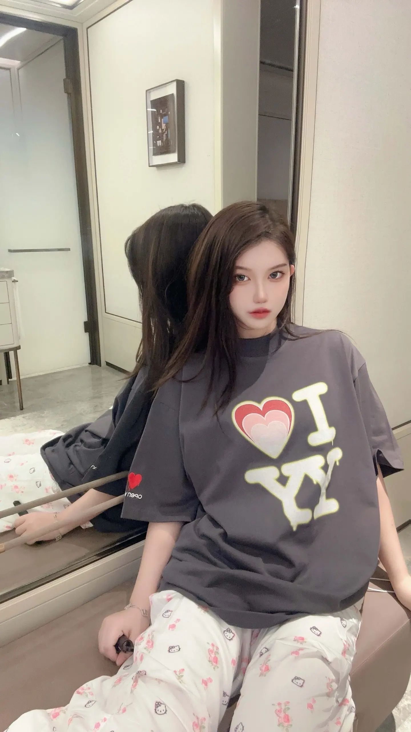 Openyy Heart Logo Graphic T-Shirt D14011823 — view 2