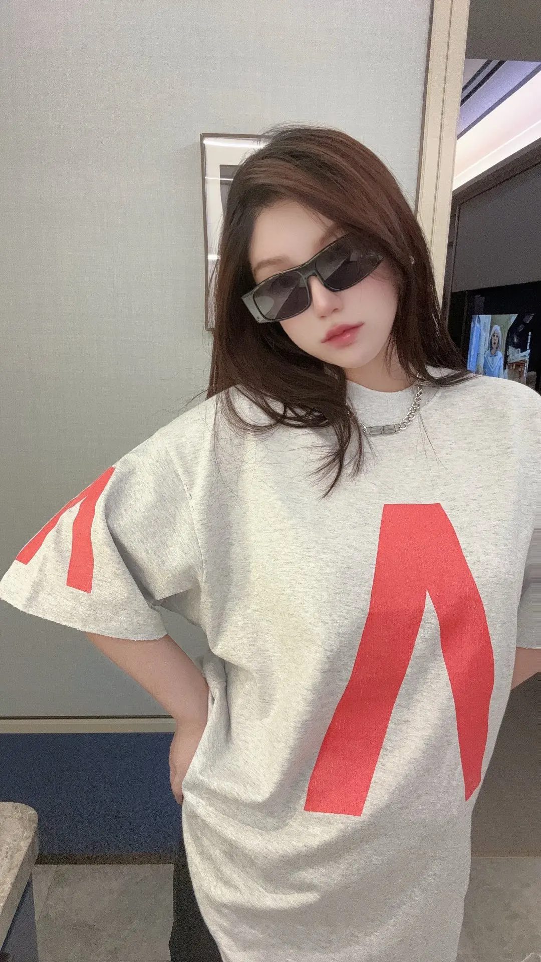Graphic Print Oversized T-Shirt D14011839