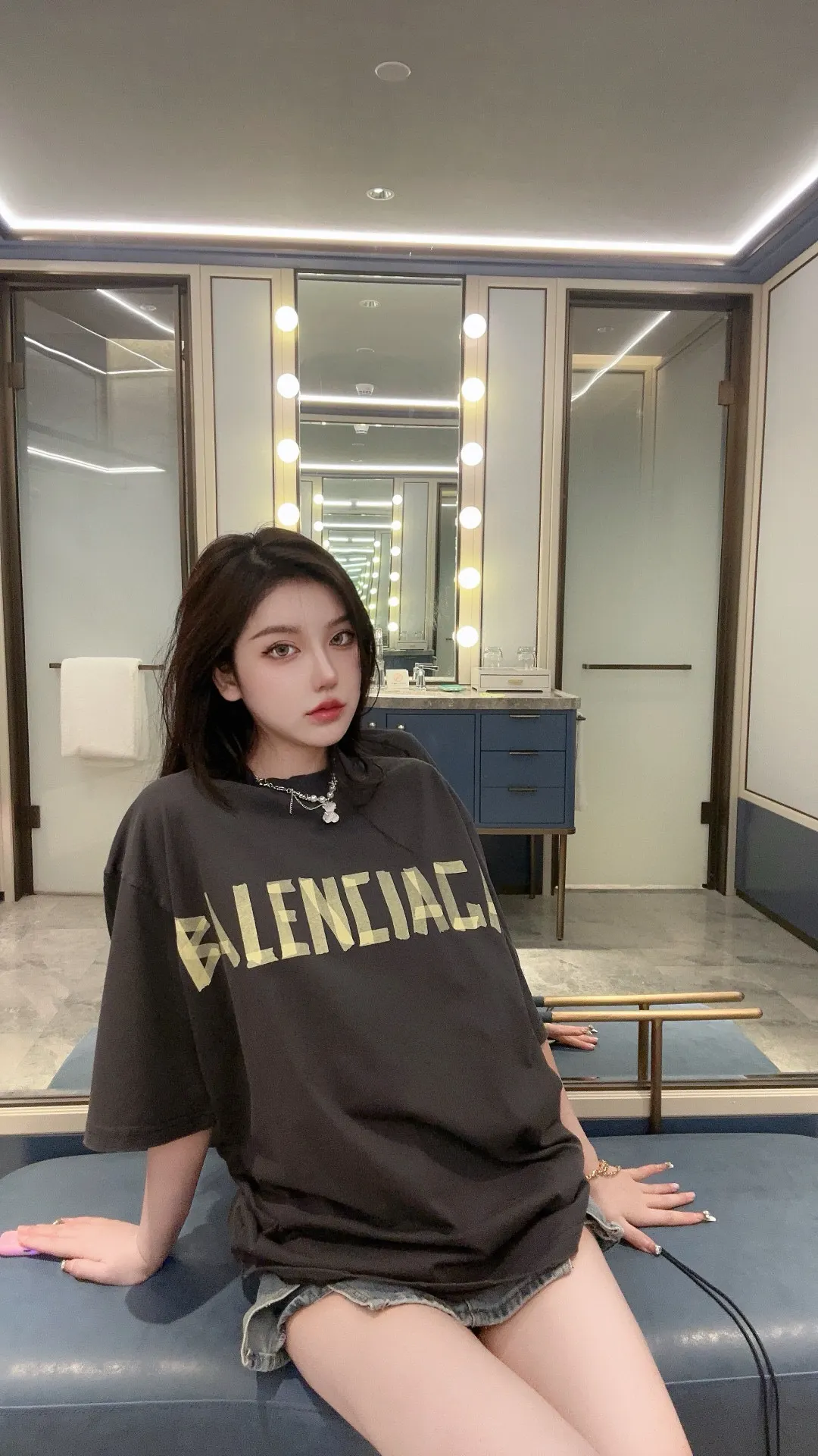 Tape Logo Oversized Cotton T-Shirt D14011844