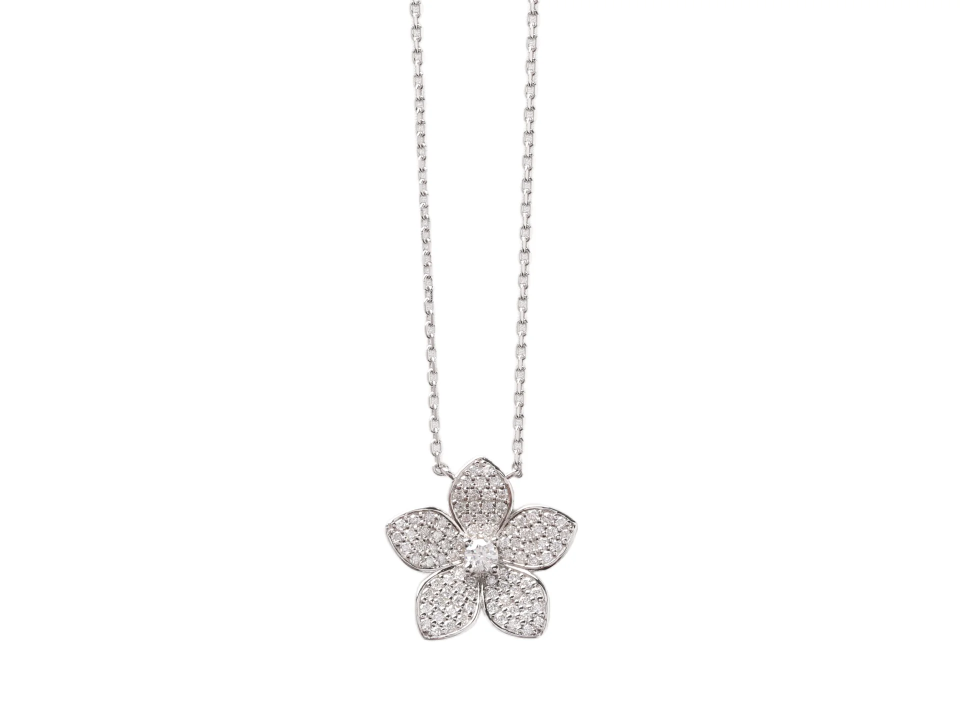 Moissanite Pave Clover Pendant Necklace (Sterling Silver) D36016911