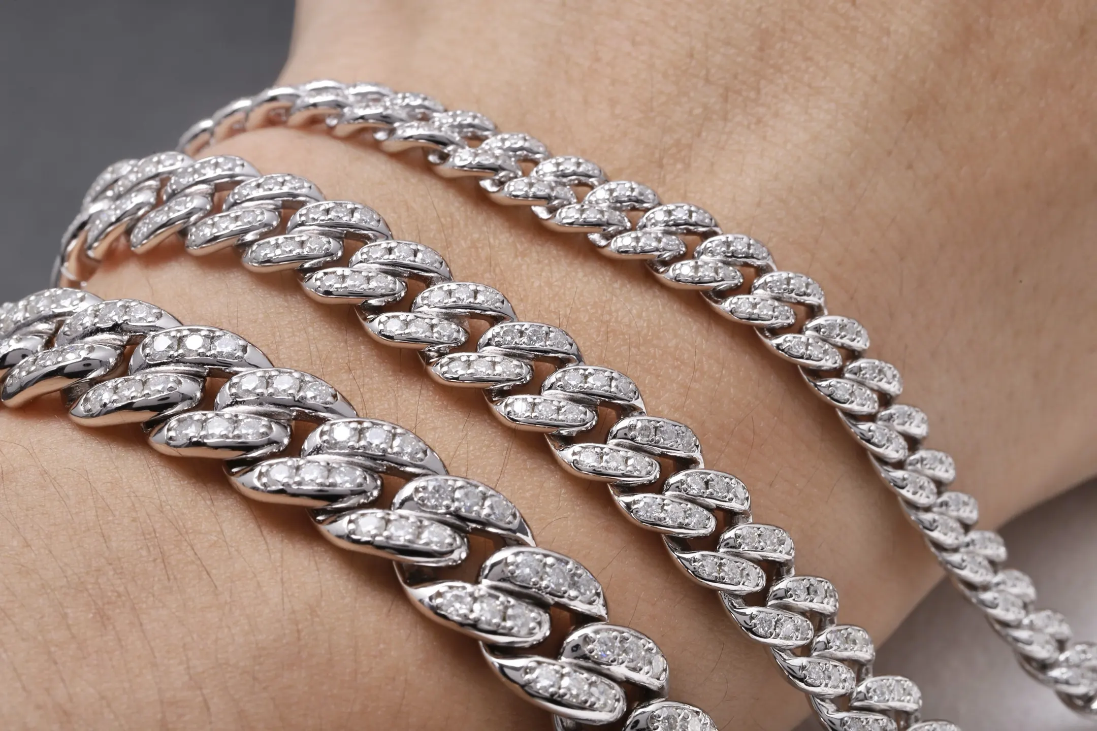 10mm Moissanite Pavé Cuban Link Bracelet (Sterling Silver) D228016733 — view 7