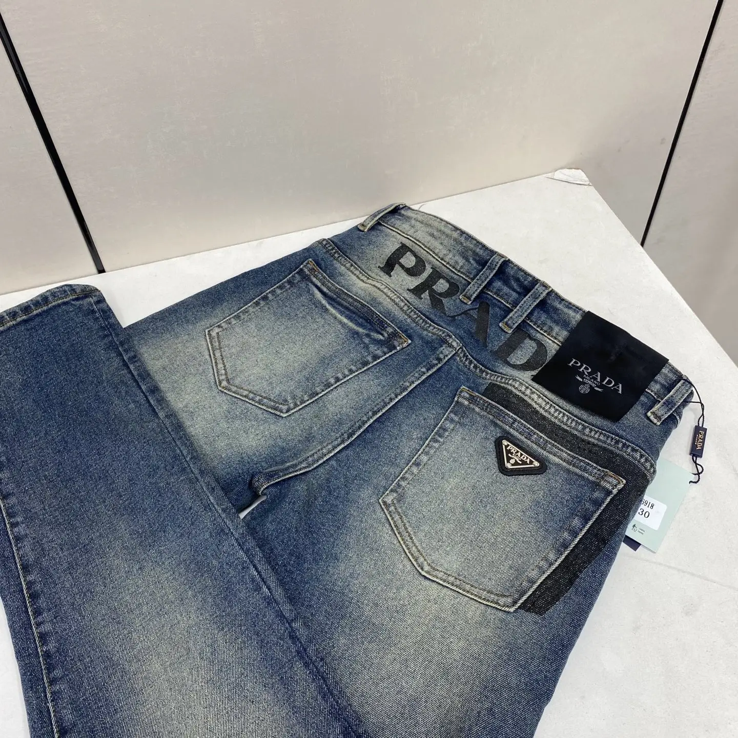 Slim-Fit Straight-Leg Washed Denim Jeans D17523889 — view 2