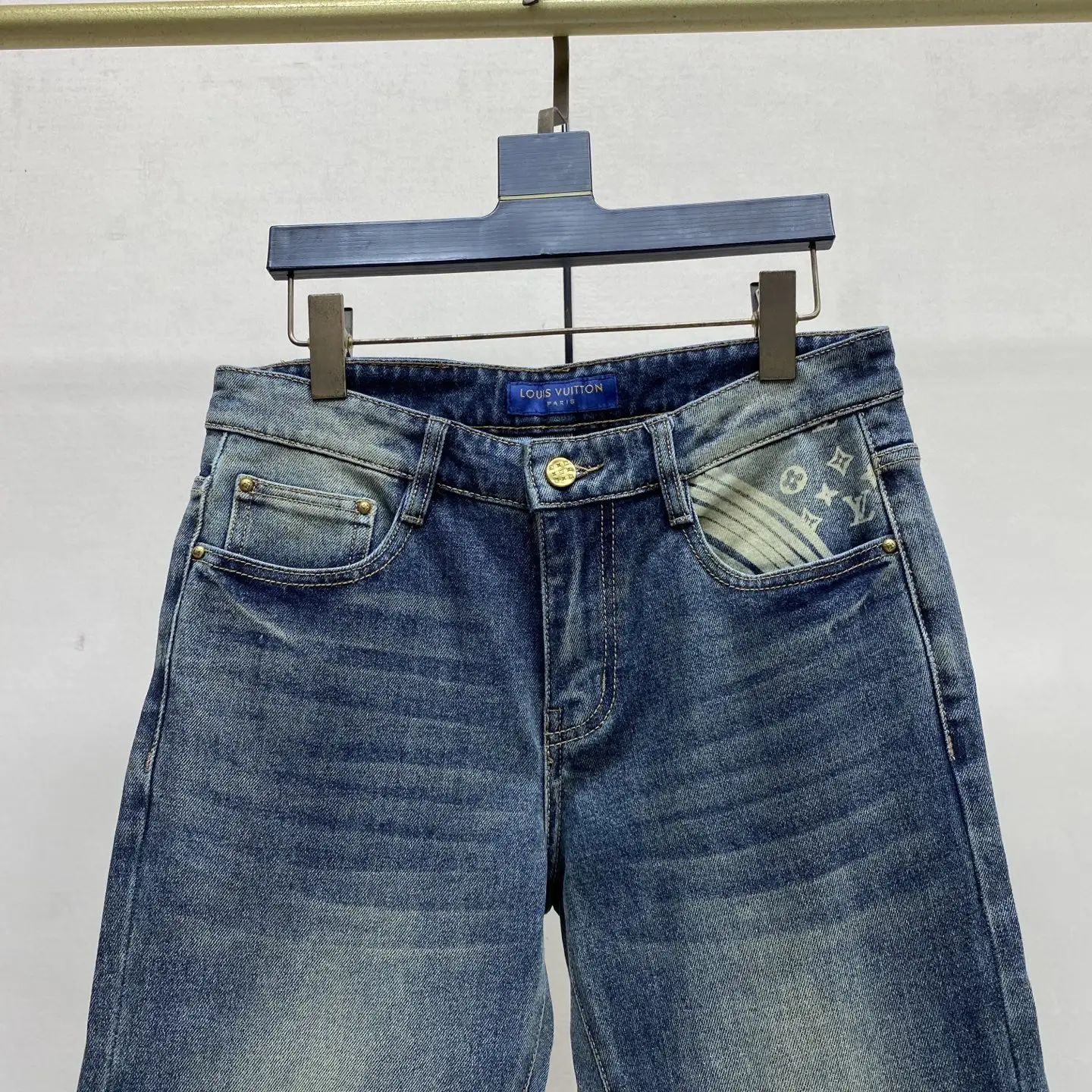 Slim-Fit Washed Denim Jeans with Fox Embroidery D17523897 — view 8