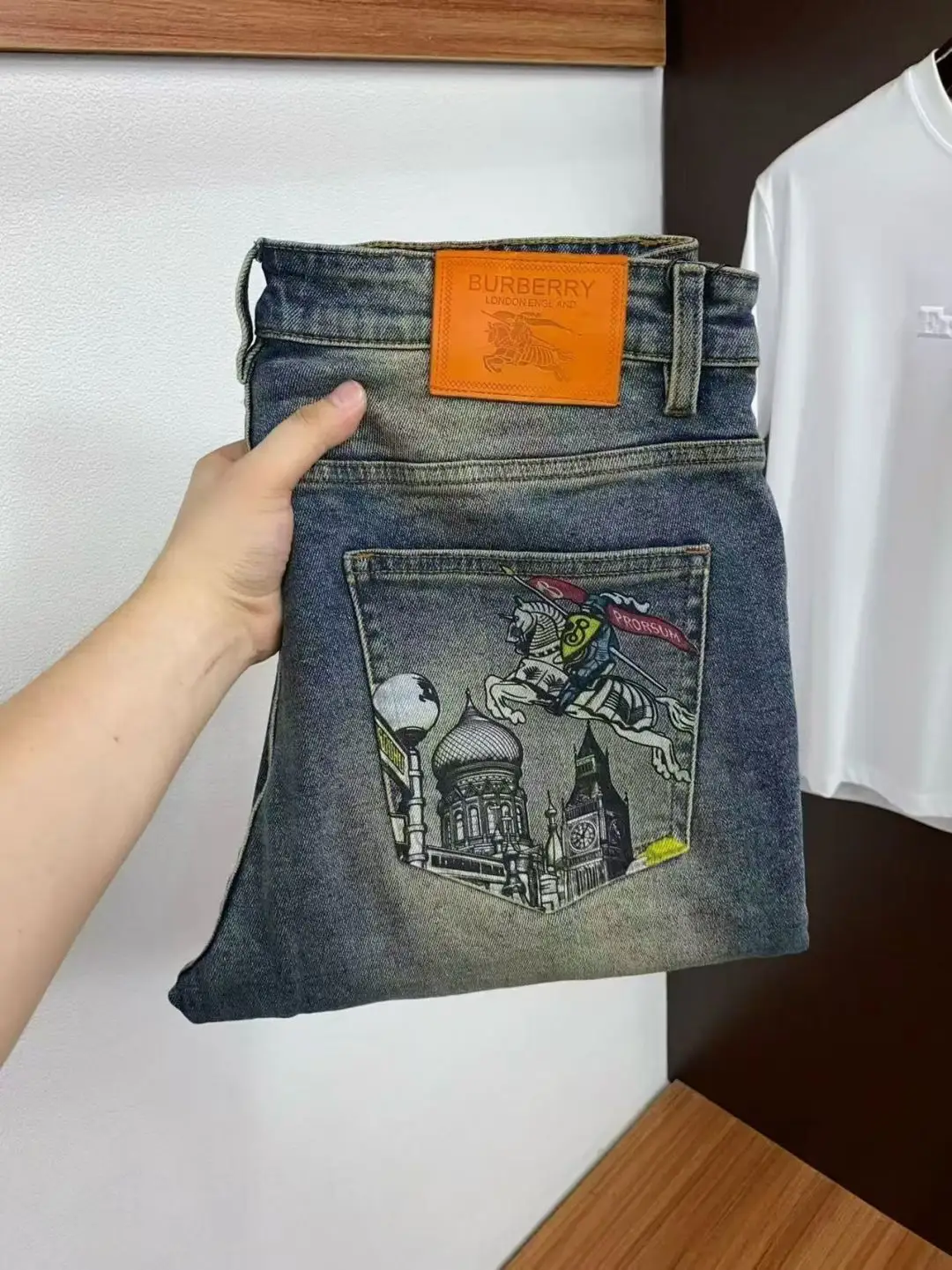 Graphic Print Slim-Fit Straight-Leg Jeans D17523893