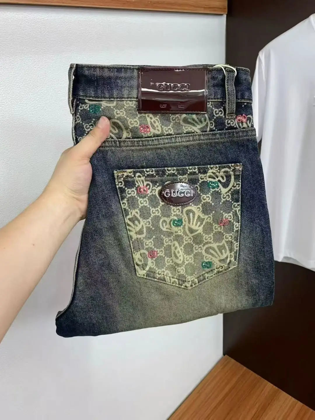 Monogram Slim-Fit Straight-Leg Jeans D18023898