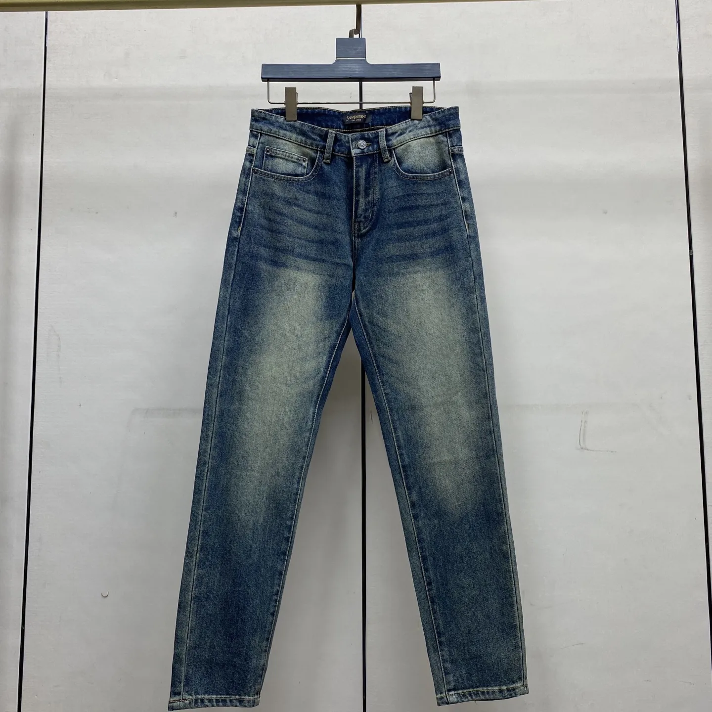 Logo-Appliqué Slim-Fit Straight-Leg Jeans D17523888 — view 4