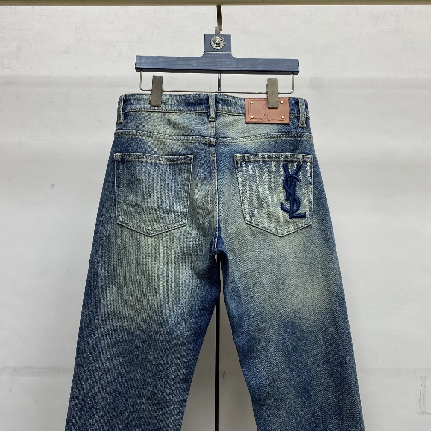 Logo-Appliqué Slim-Fit Straight-Leg Jeans D17523888 — view 5