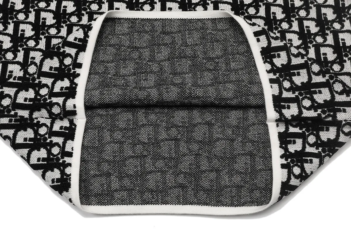 Oblique Jacquard Crew-Neck Sweater D20022928 — view 7