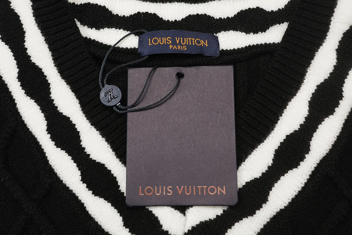 Monogram Jacquard Crew-Neck Sweater D21022908 — view 3