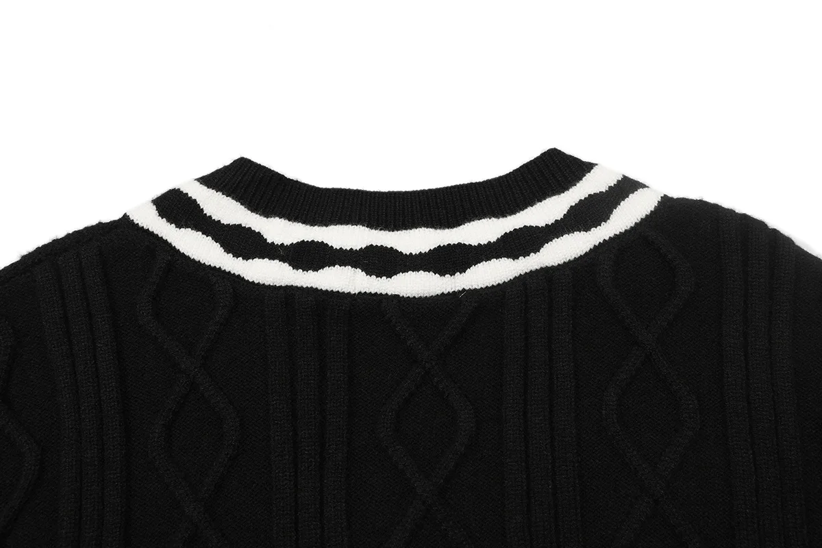Monogram Jacquard Crew-Neck Sweater D21022908 — view 4