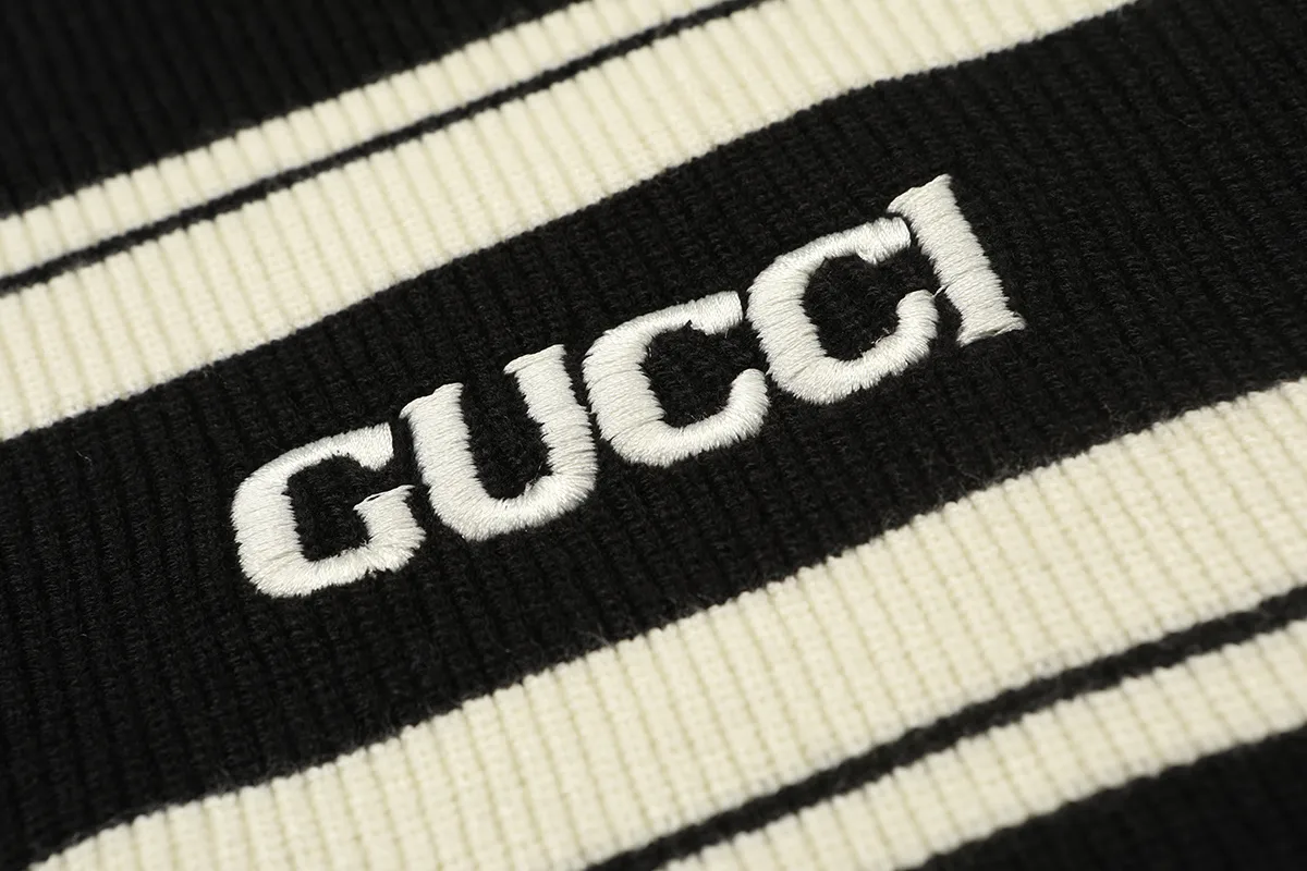 Logo Jacquard Crew-Neck Knit Sweater D19022945 — view 5