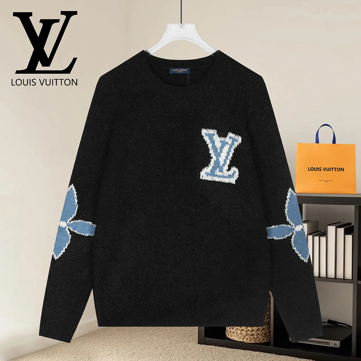 Logo Jacquard Crew-Neck Sweater D20022910