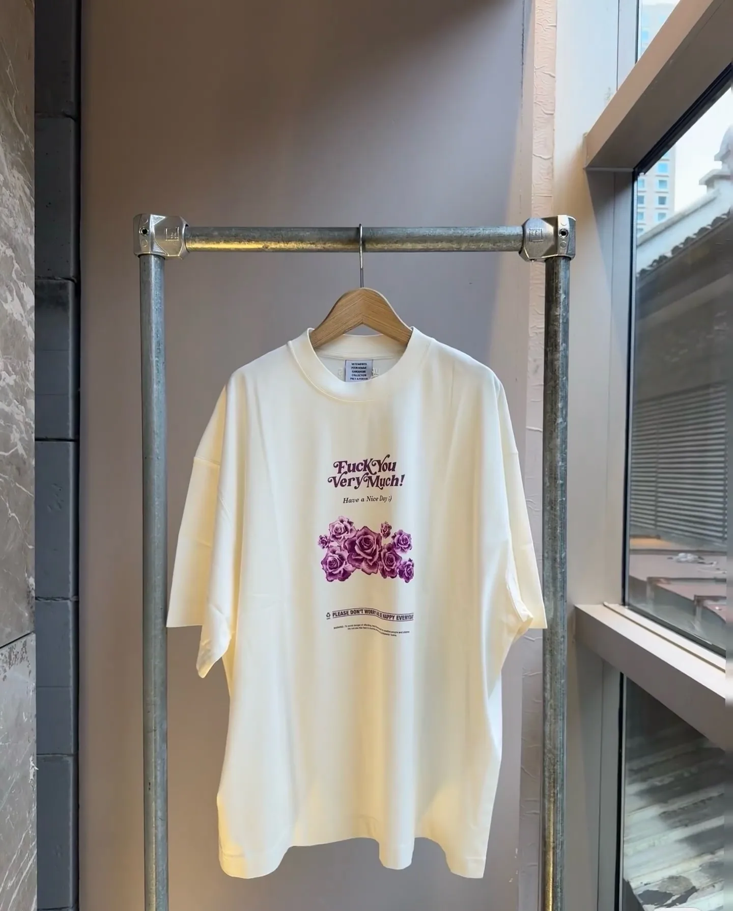 Oversized Floral Graphic Print T-Shirt D14013143 — view 10