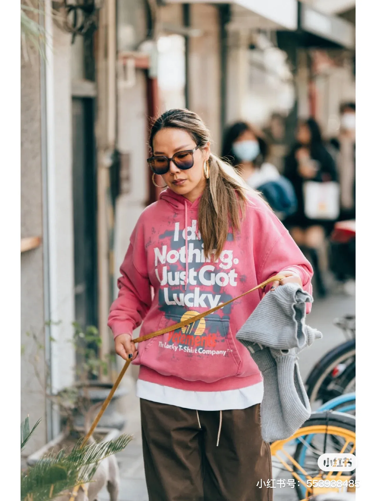 Vetements Lucky Logo Washed Cotton Hoodie D22513163 — view 8