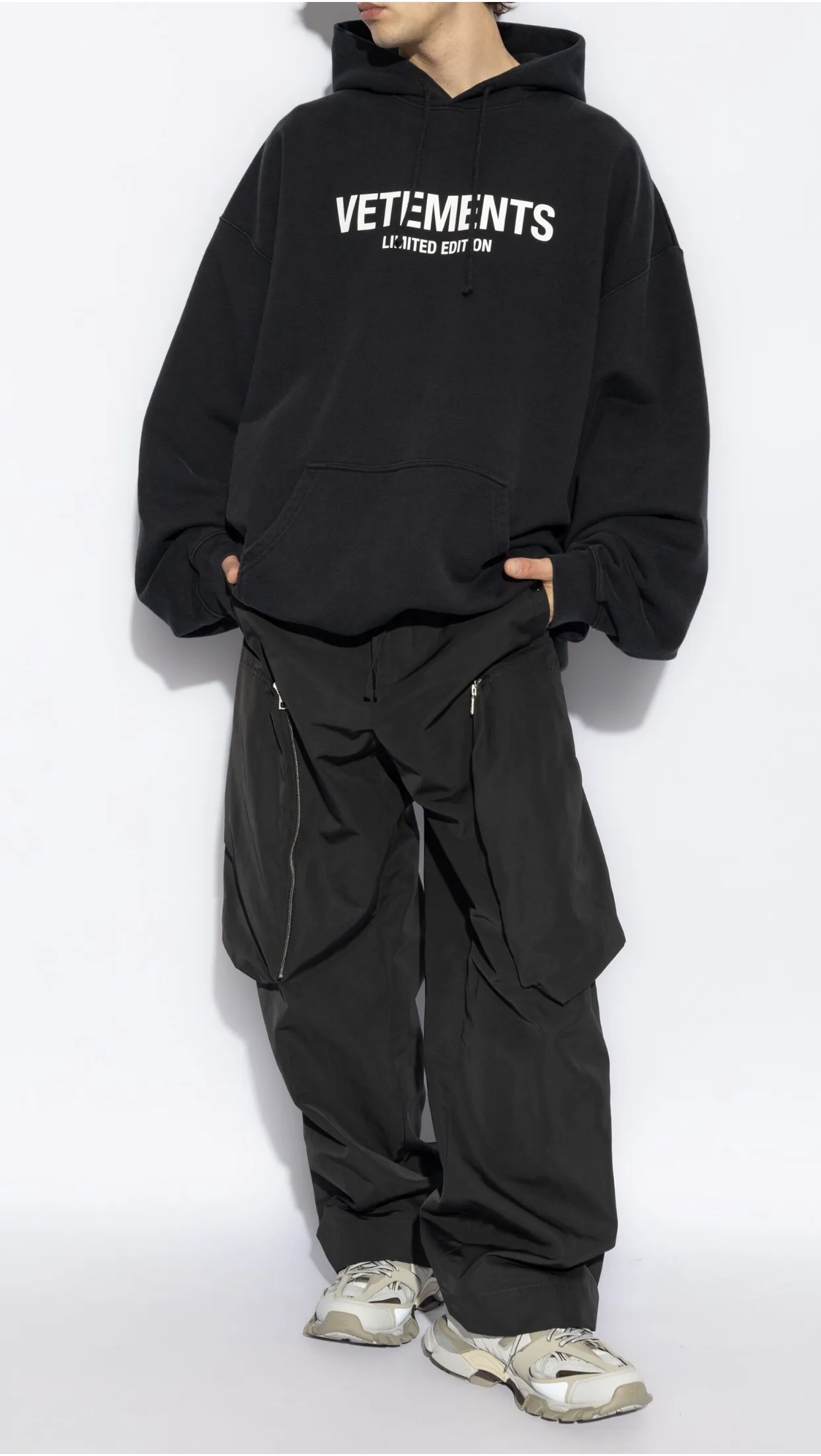 Logo Print Oversized Cotton-Blend Hoodie D21813177 — view 3