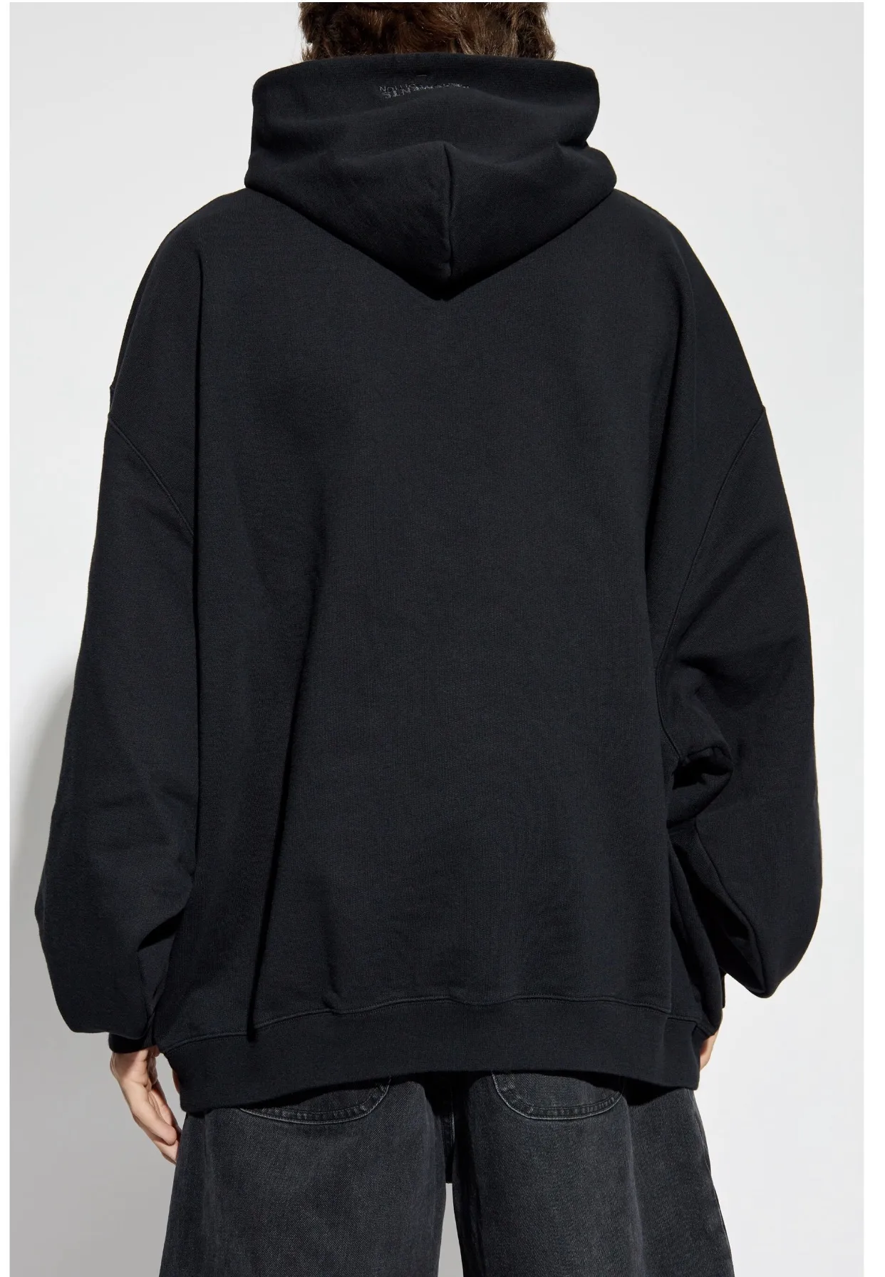 VETEMENTS Logo Embellished Oversized Hoodie D21813174 — view 4