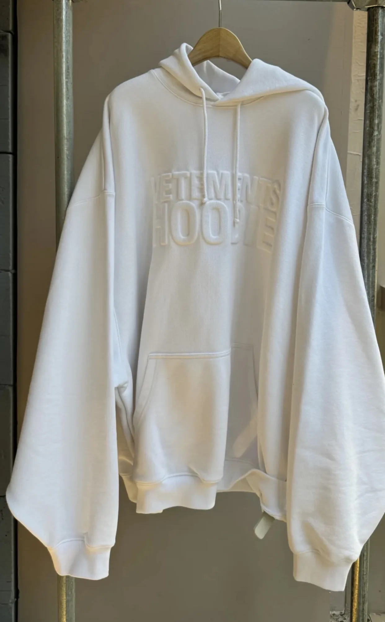 Logo-Embossed Oversized Cotton-Blend Hoodie D21813173 — view 5