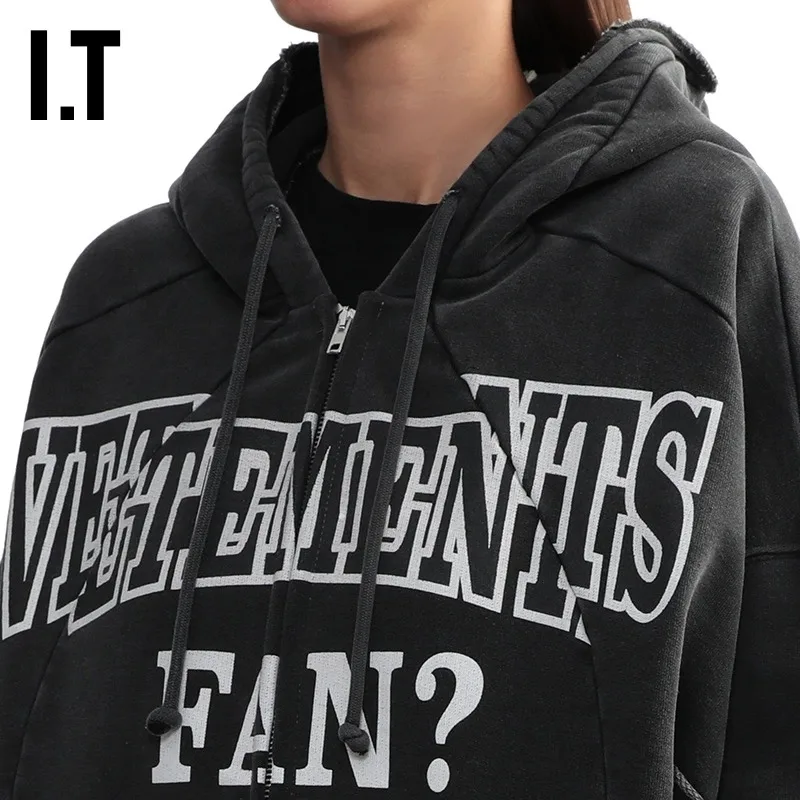 Logo-Print Panelled Washed Cotton Zip-Up Hoodie D37013155 — view 6