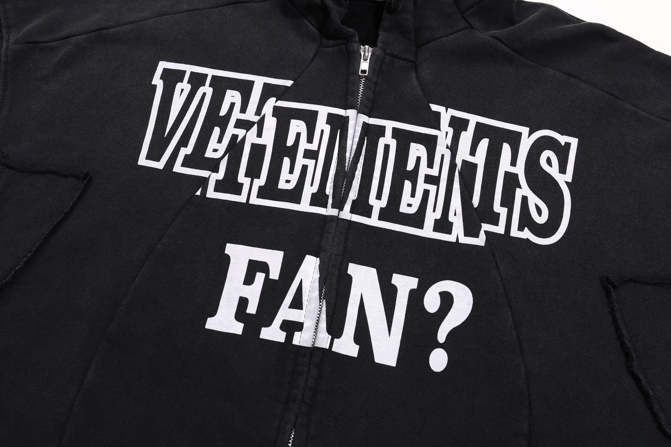 Logo-Print Panelled Washed Cotton Zip-Up Hoodie D37013155 — view 13