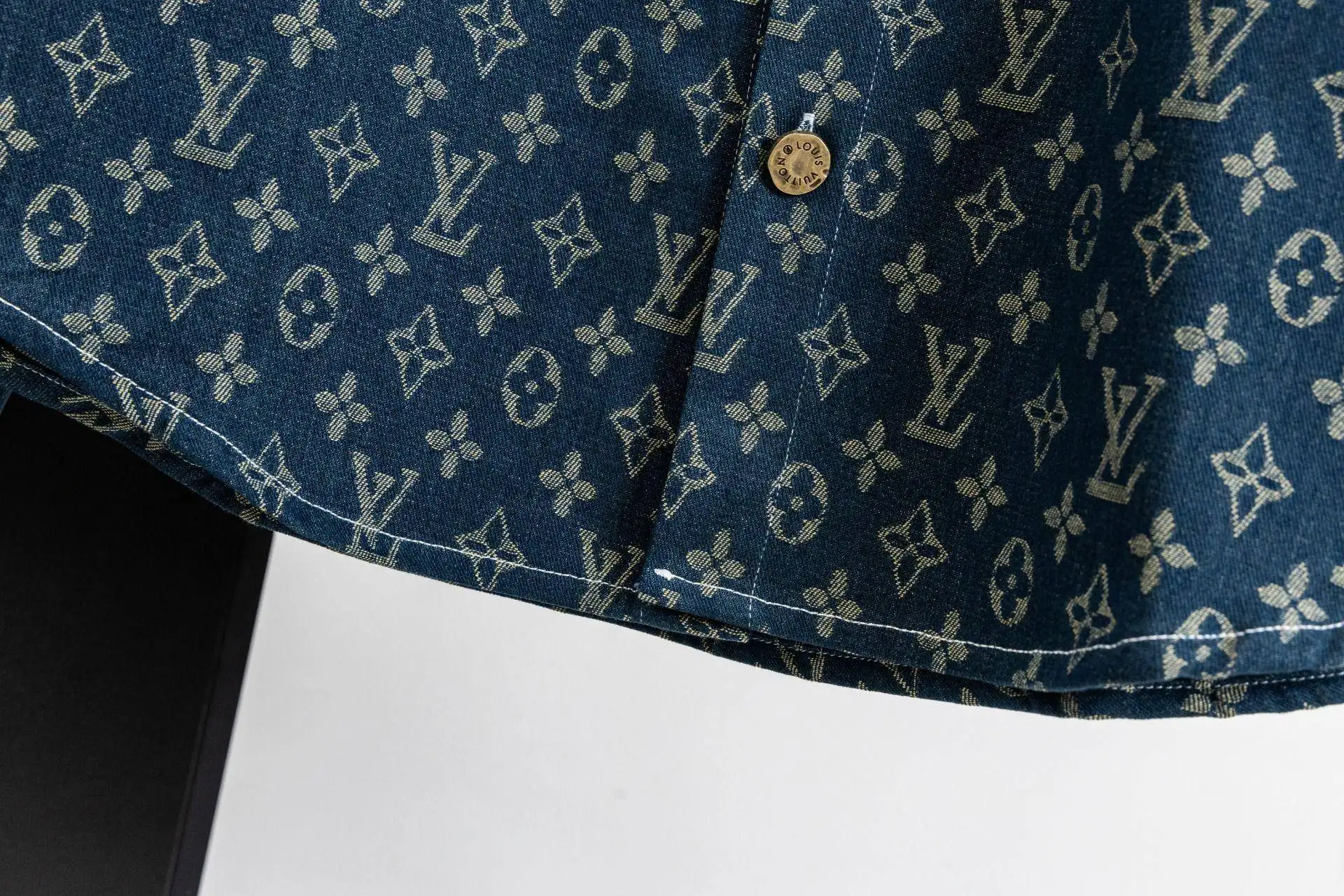 Monogram Jacquard Denim Shirt D15523005 — view 9