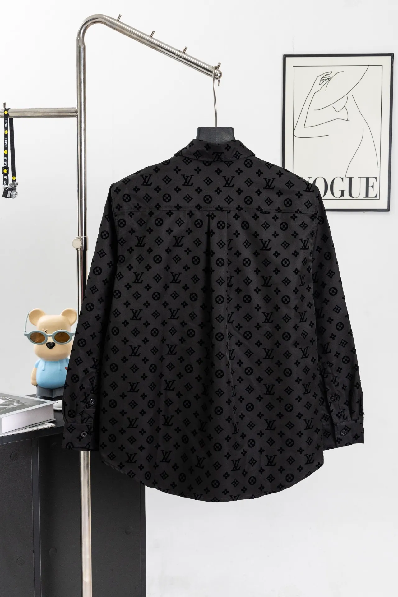 Monogram Flocked Jacquard Long-Sleeve Shirt D15521549 — view 2
