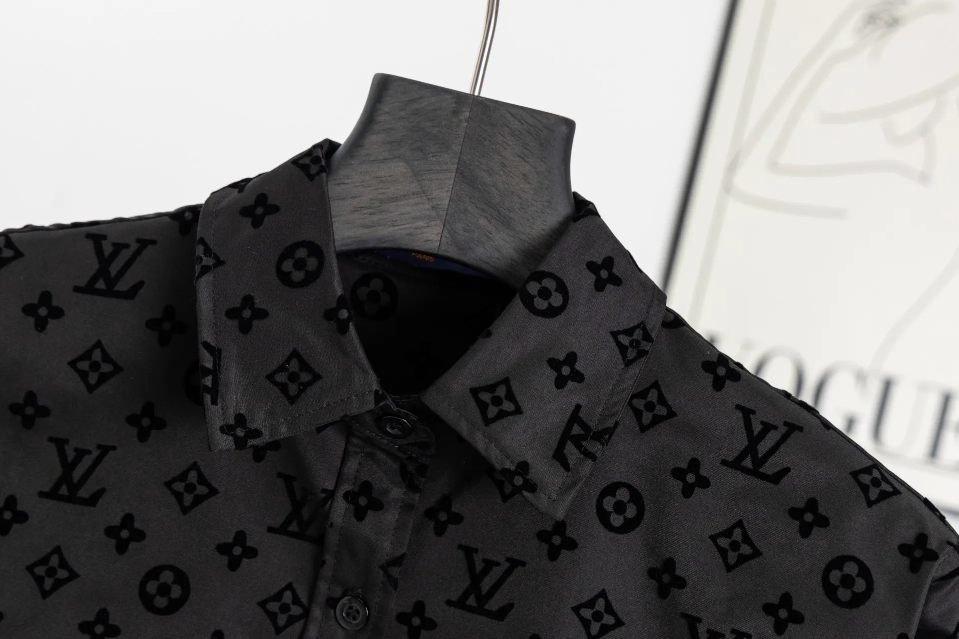 Monogram Flocked Jacquard Long-Sleeve Shirt D15521549 — view 3