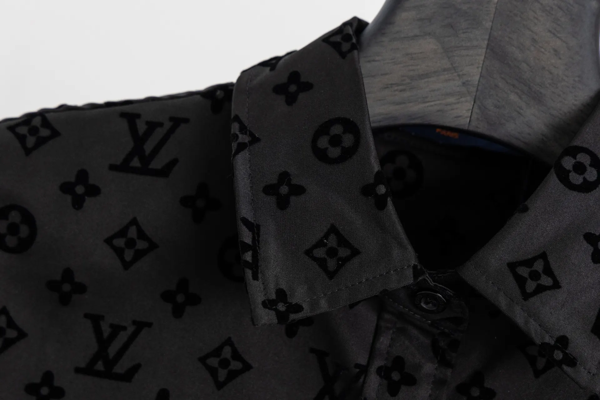 Monogram Flocked Jacquard Long-Sleeve Shirt D15521549 — view 4