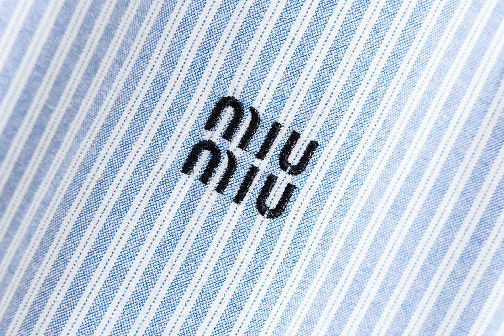 Logo-Embroidered Striped Cotton Shirt D15523022 — view 5
