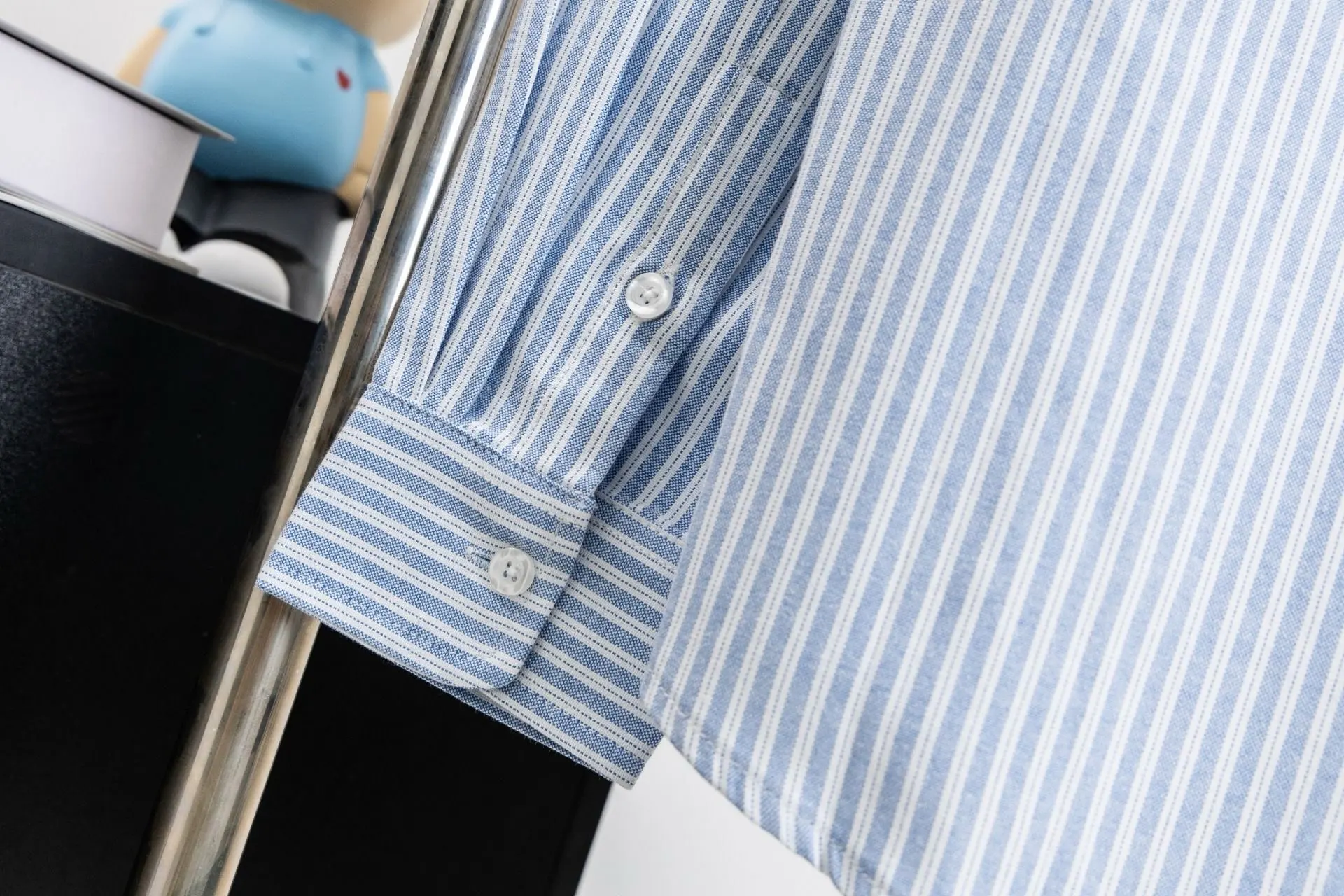 Logo-Embroidered Striped Cotton Shirt D15523022 — view 10