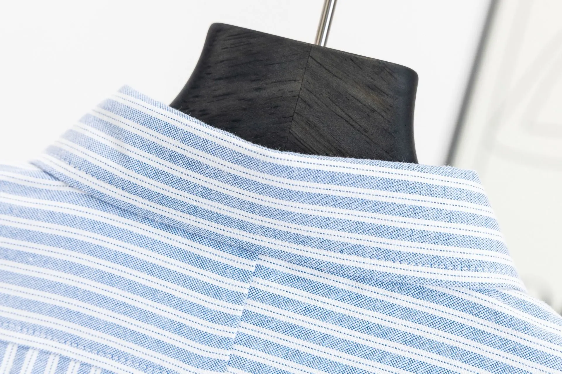 Logo-Embroidered Striped Cotton Shirt D15523022 — view 11