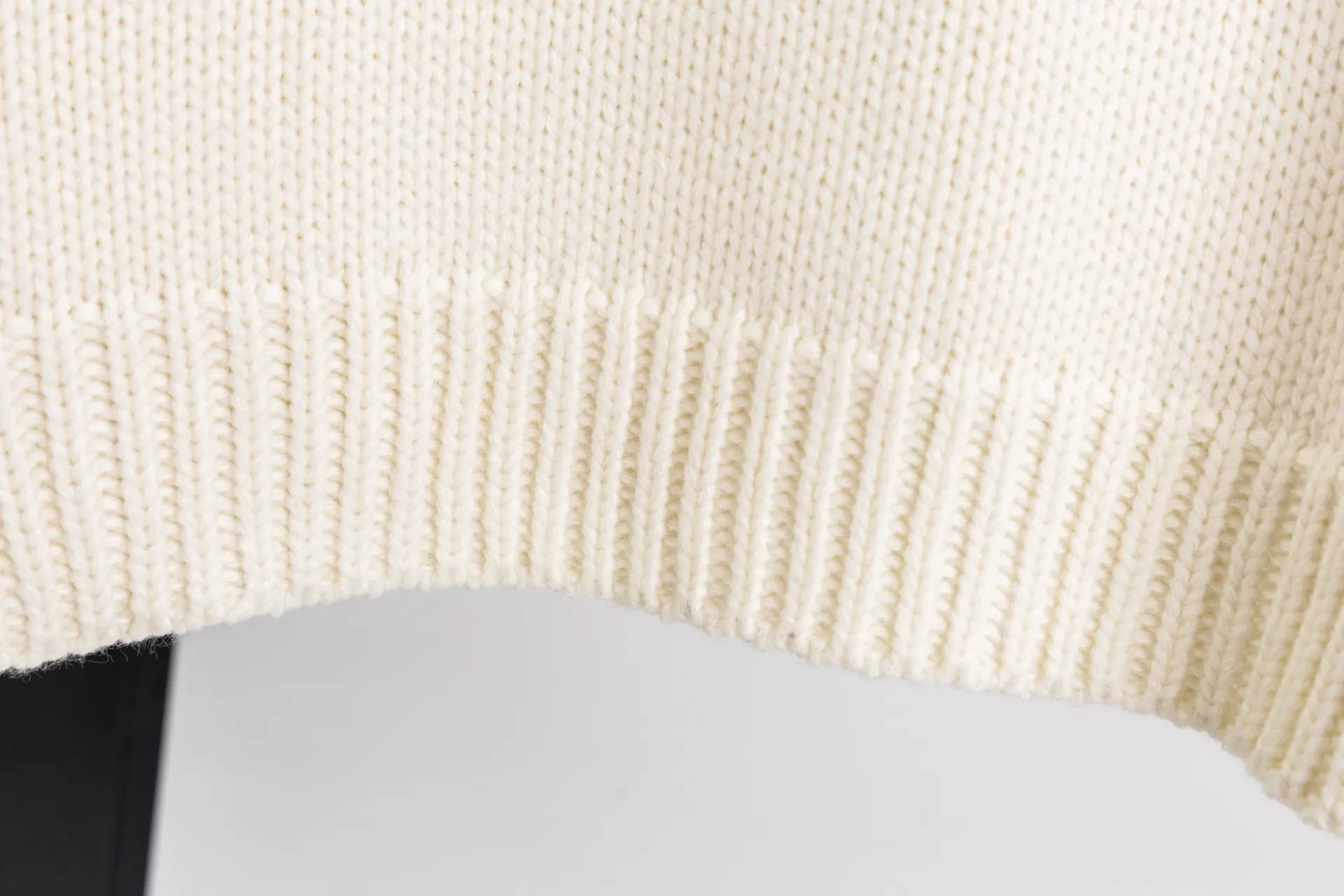 Triomphe Intarsia Knit Crew-Neck Sweater D17021537 — view 8
