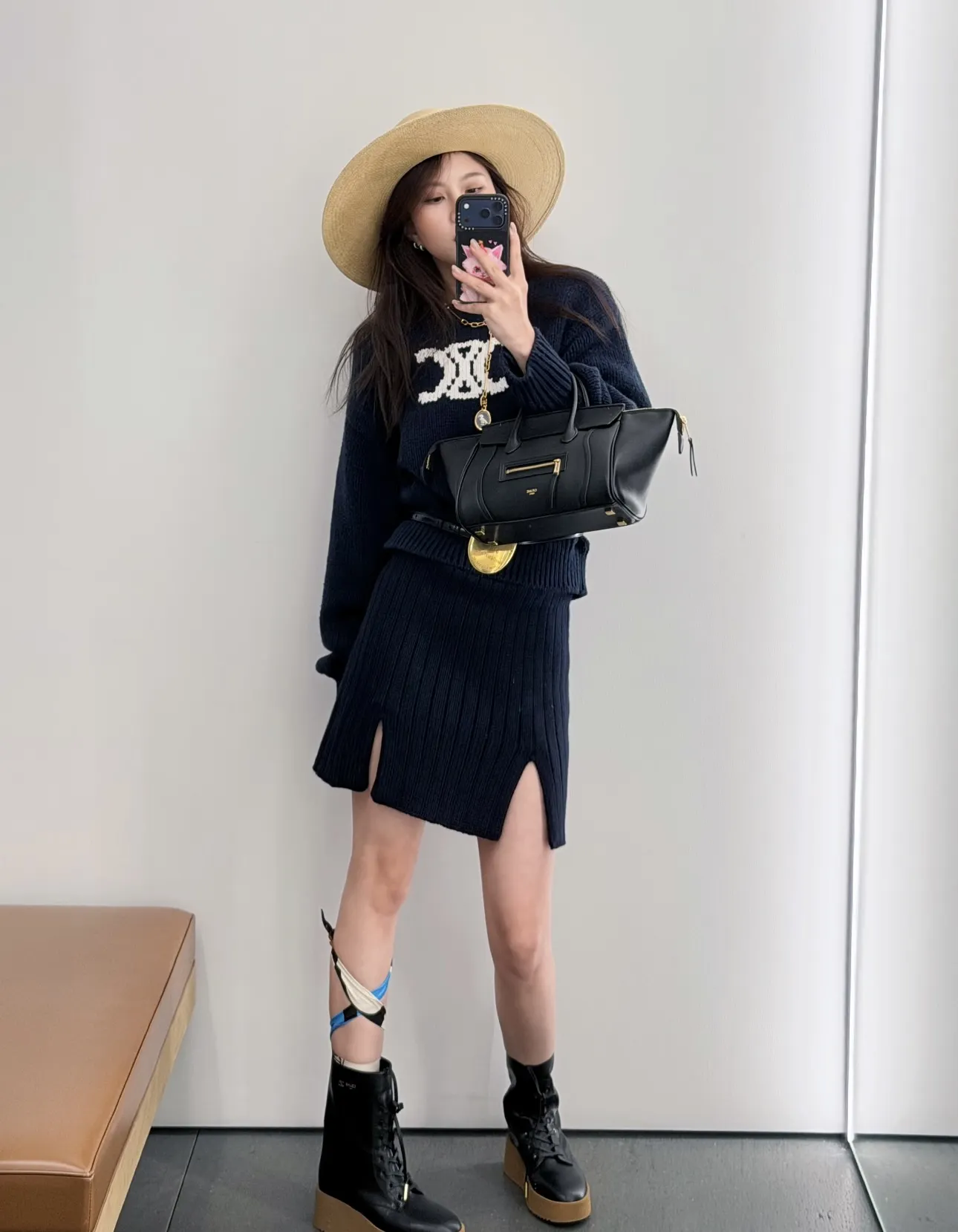 Triomphe Logo Cropped Knit Sweater D17021534 — view 8