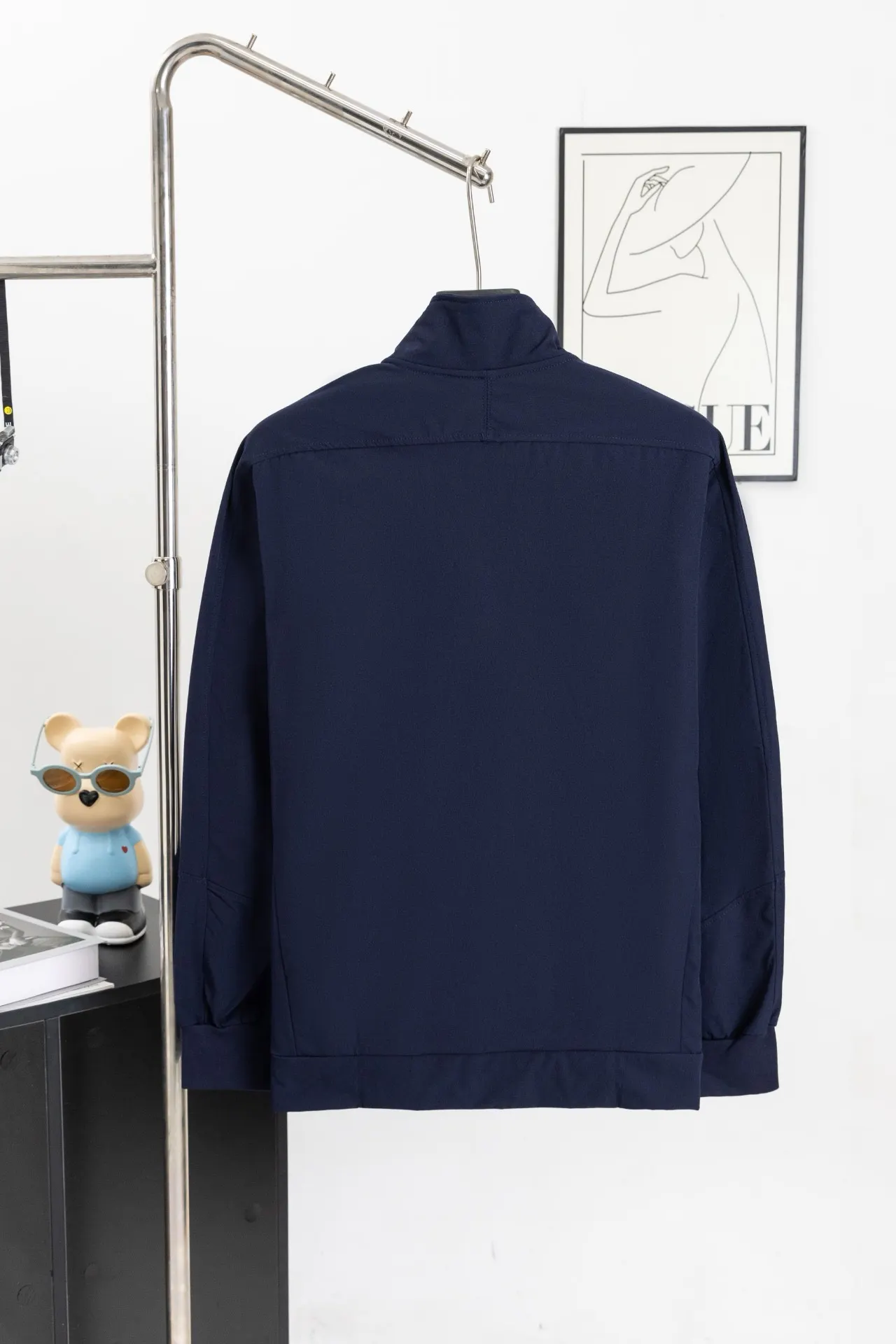 Three-Stripe Track Jacket D18522984 — view 2