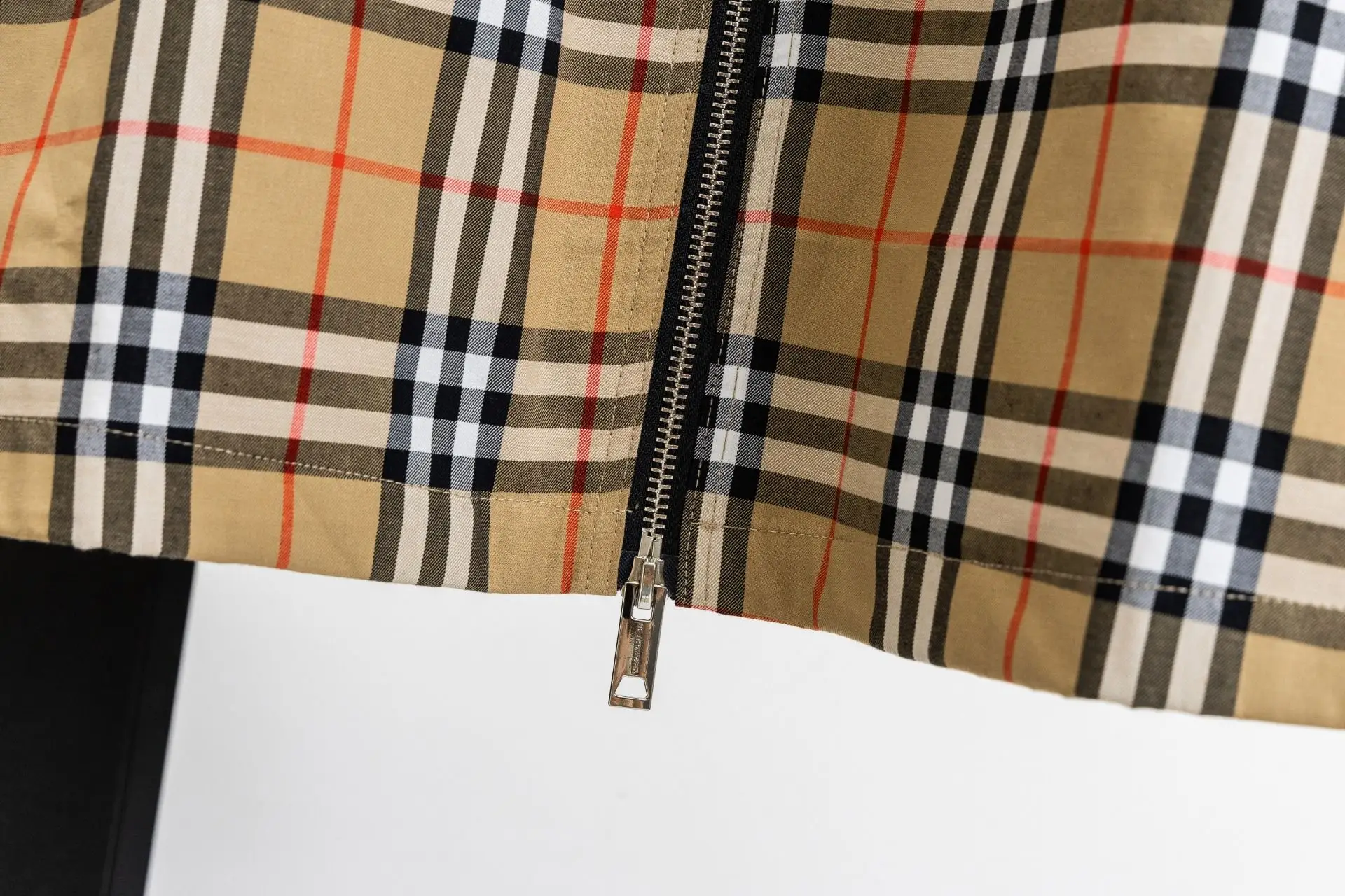 Panelled Check Zip-Up Shirt Jacket D19023016 — view 7