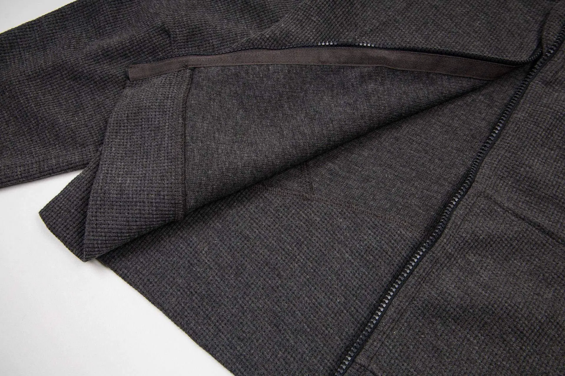 Waffle-Knit Cropped Zip-Up Hoodie D20022997 — view 11