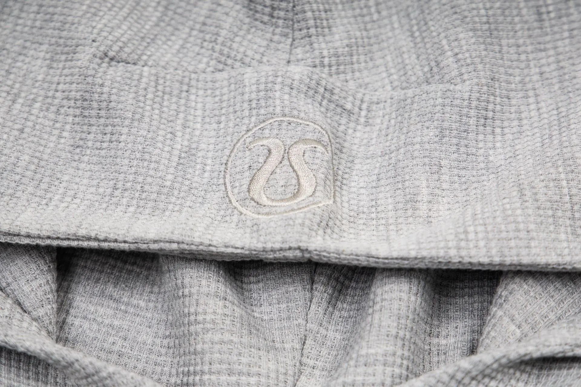 Waffle-Knit Cropped Hooded Jacket D20022994 — view 4