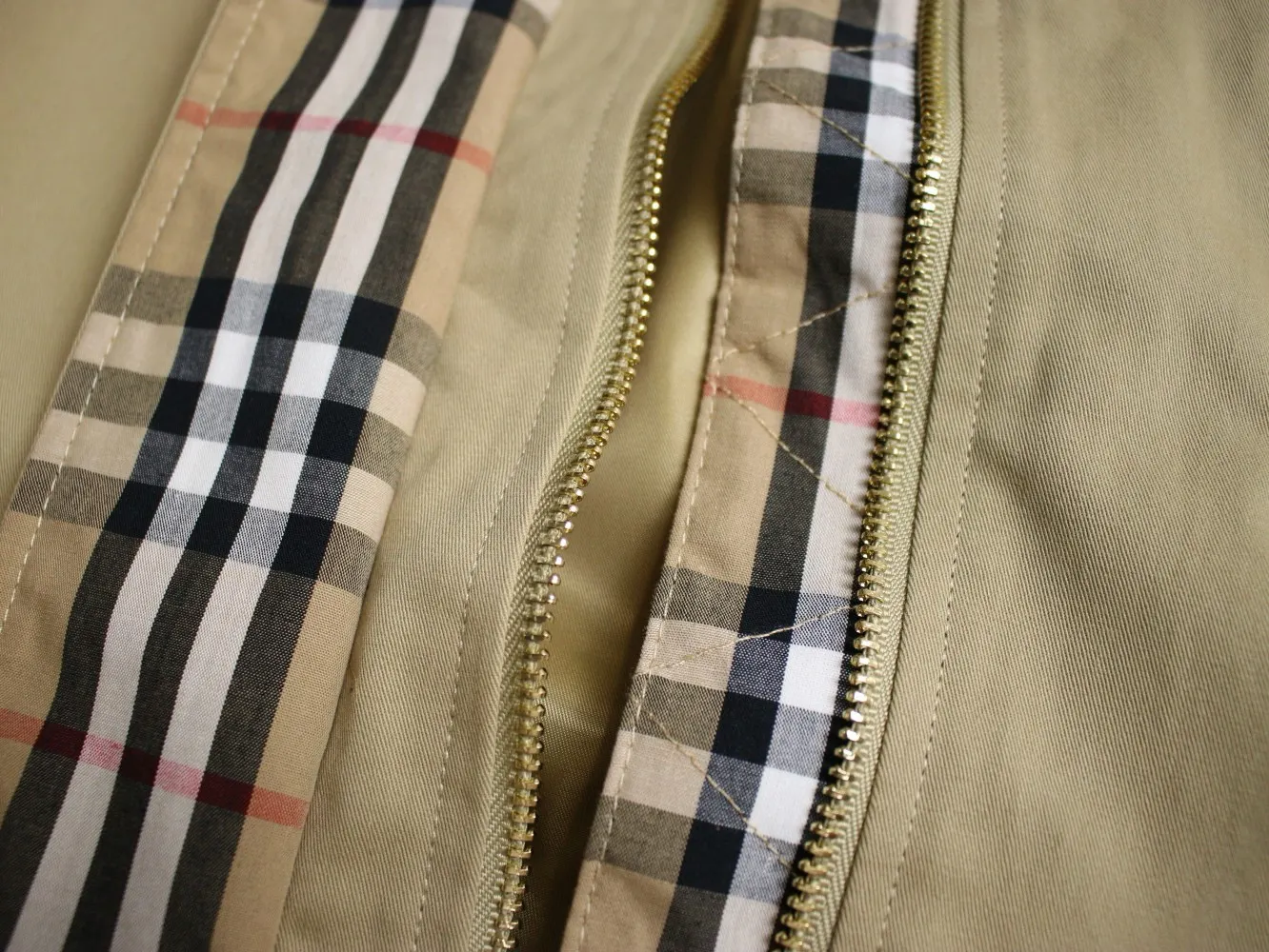 Check-Collar Cotton Twill Harrington Jacket D20522973 — view 4