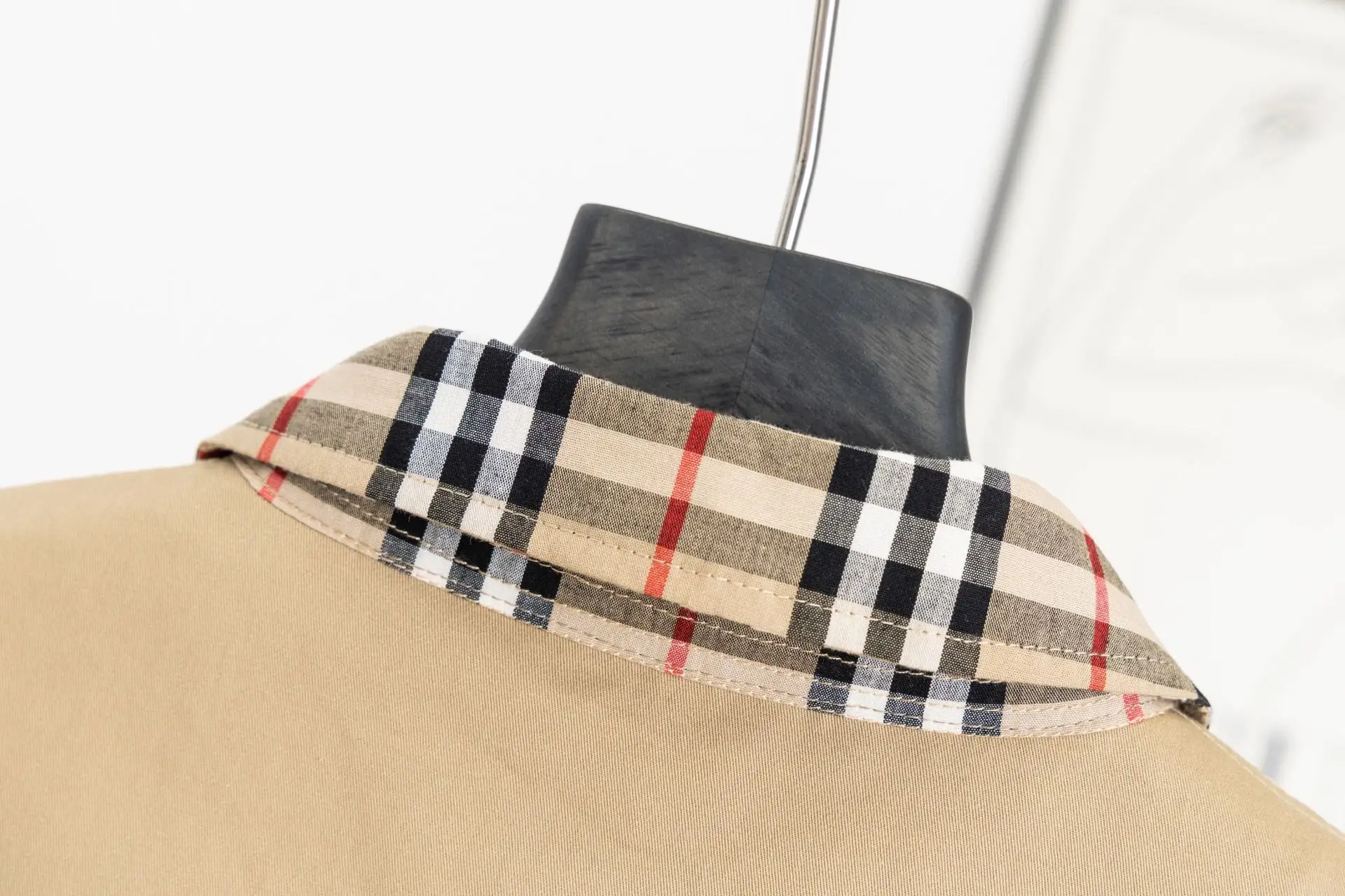 Check-Trim Cotton Blend Harrington Jacket D20522972 — view 4
