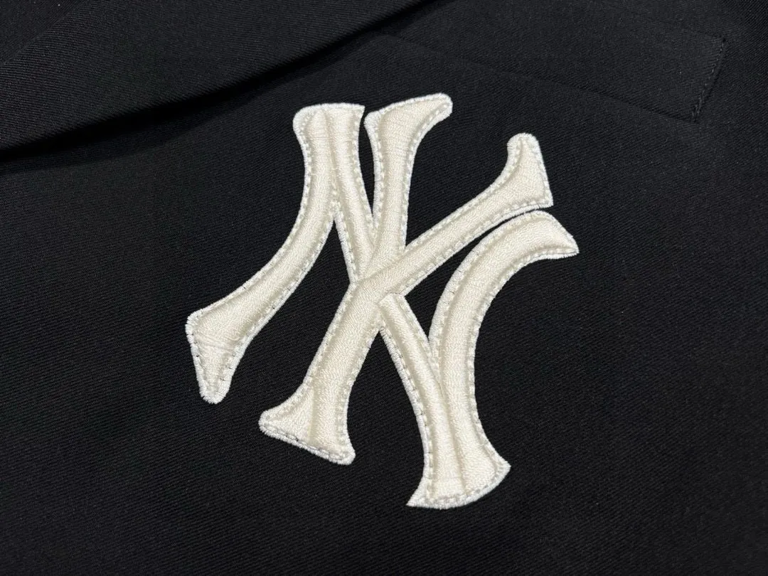 MLB NY Yankees Embroidered Logo Blazer D21023000 — view 4