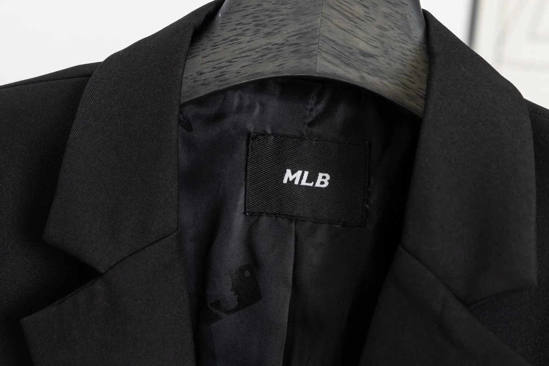 MLB NY Yankees Logo Embroidered Blazer D21022999 — view 14