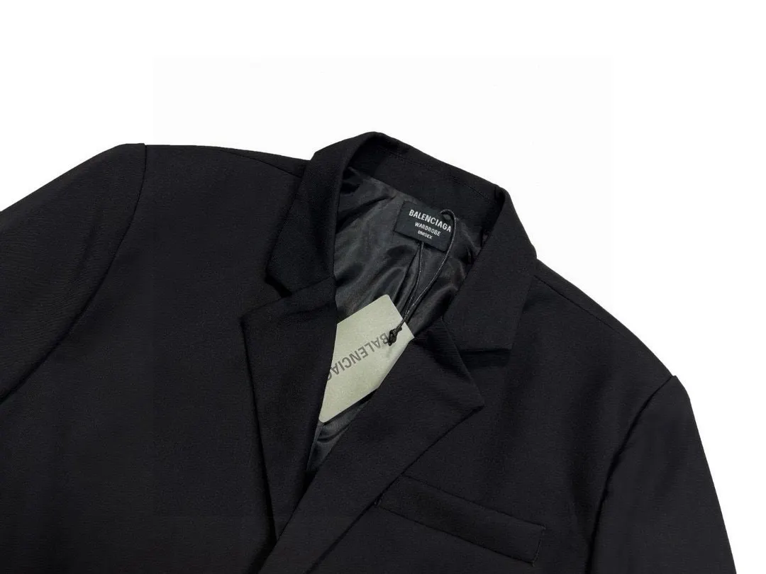 Logo-Patch Single-Breasted Blazer D21023003 — view 3